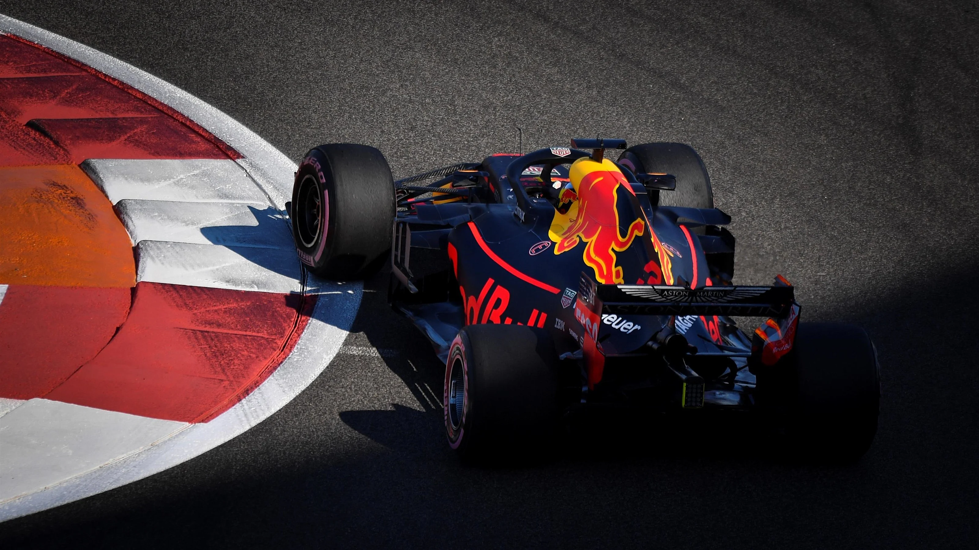 Daniel Ricciardo, Red Bull Racing RB14 at Formula One World Championship, Rd21, Abu Dhabi Grand