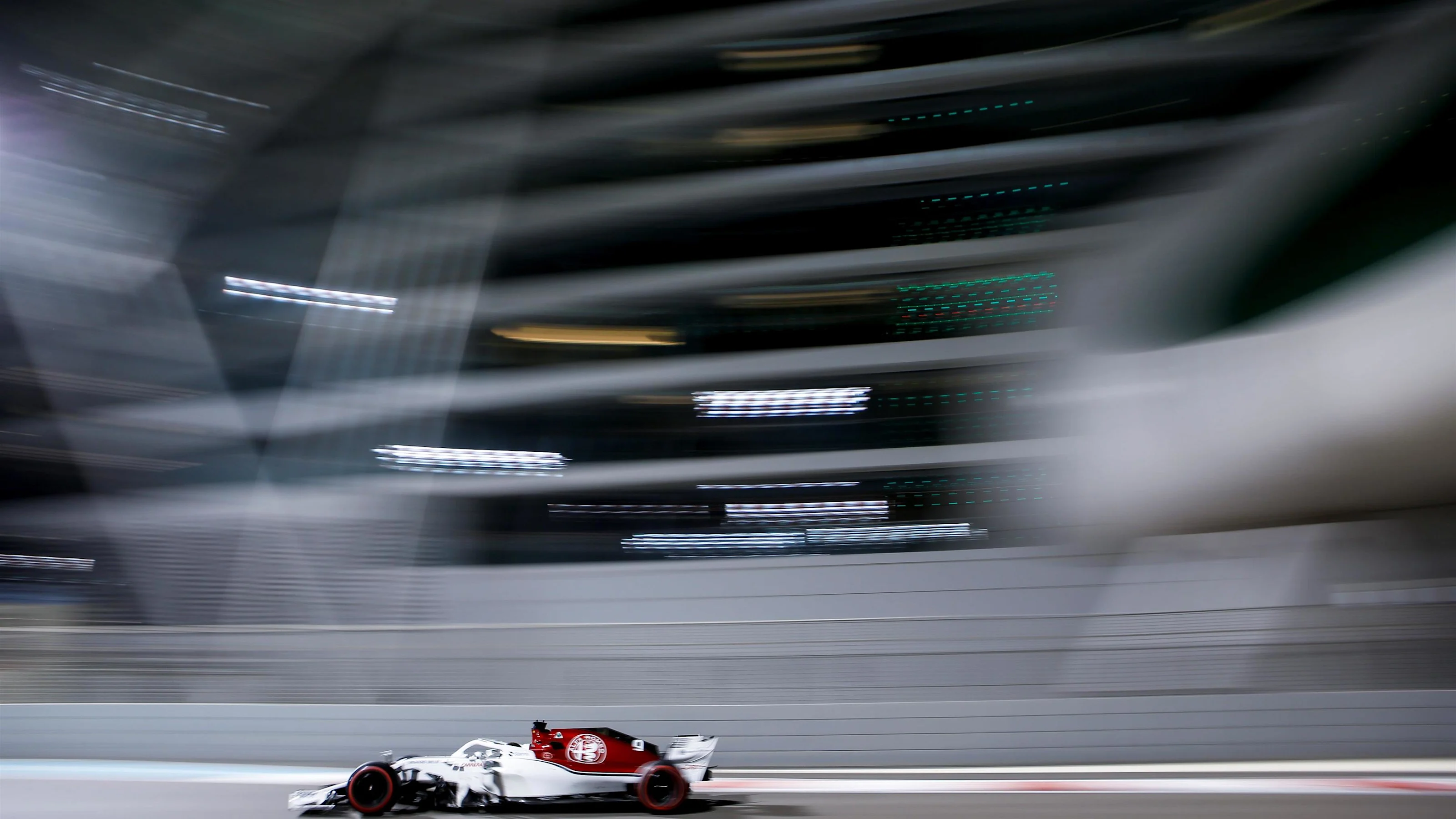 Marcus Ericsson, Alfa Romeo Sauber C37 at Formula One World Championship, Rd21, Abu Dhabi Grand