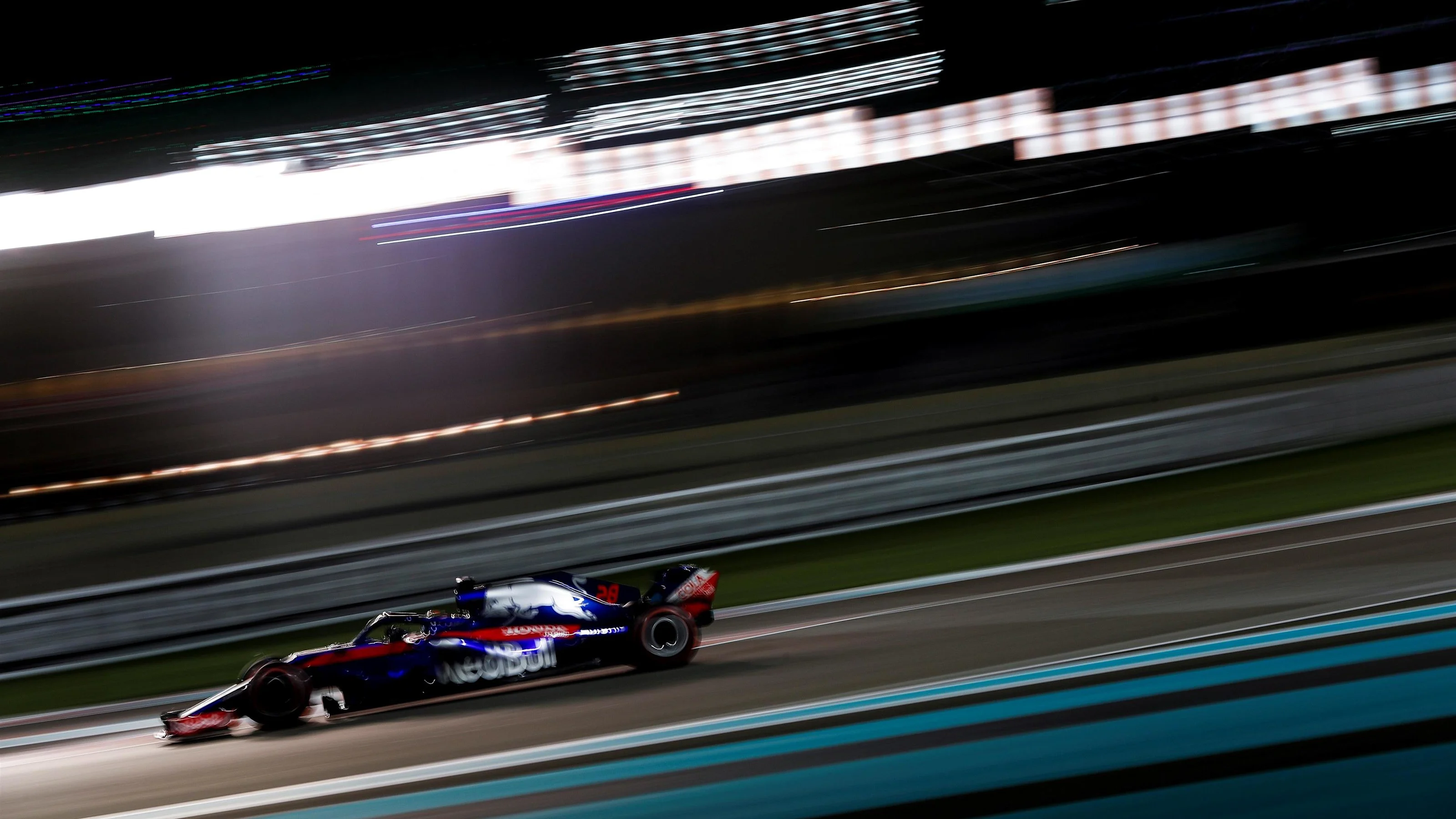 Brendon Hartley, Toro Rosso STR13 at Formula One World Championship, Rd21, Abu Dhabi Grand Prix,