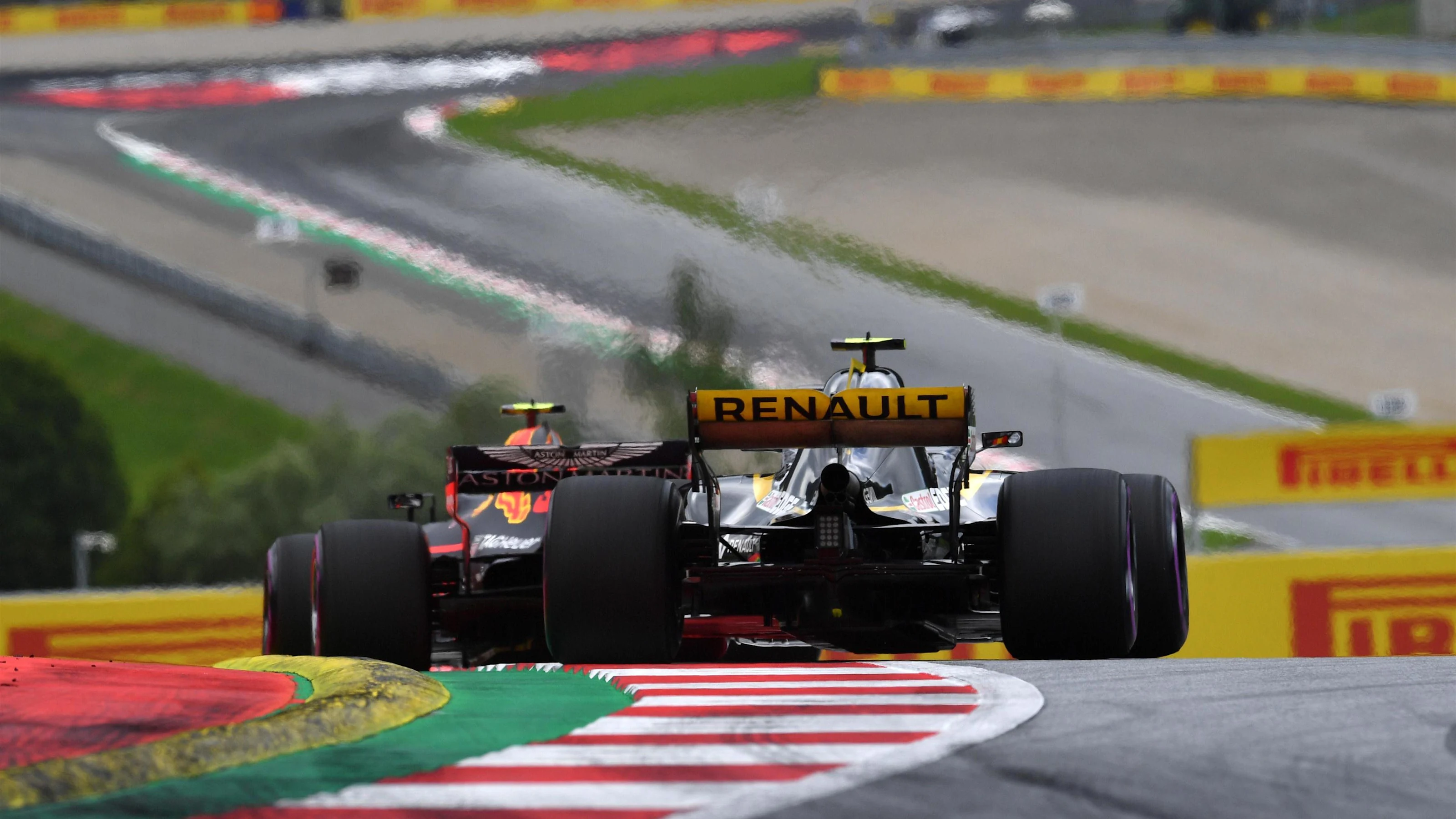 Carlos Sainz jr (ESP) Renault Sport F1 Team RS18 at Formula One World Championship, Rd9, Austrian