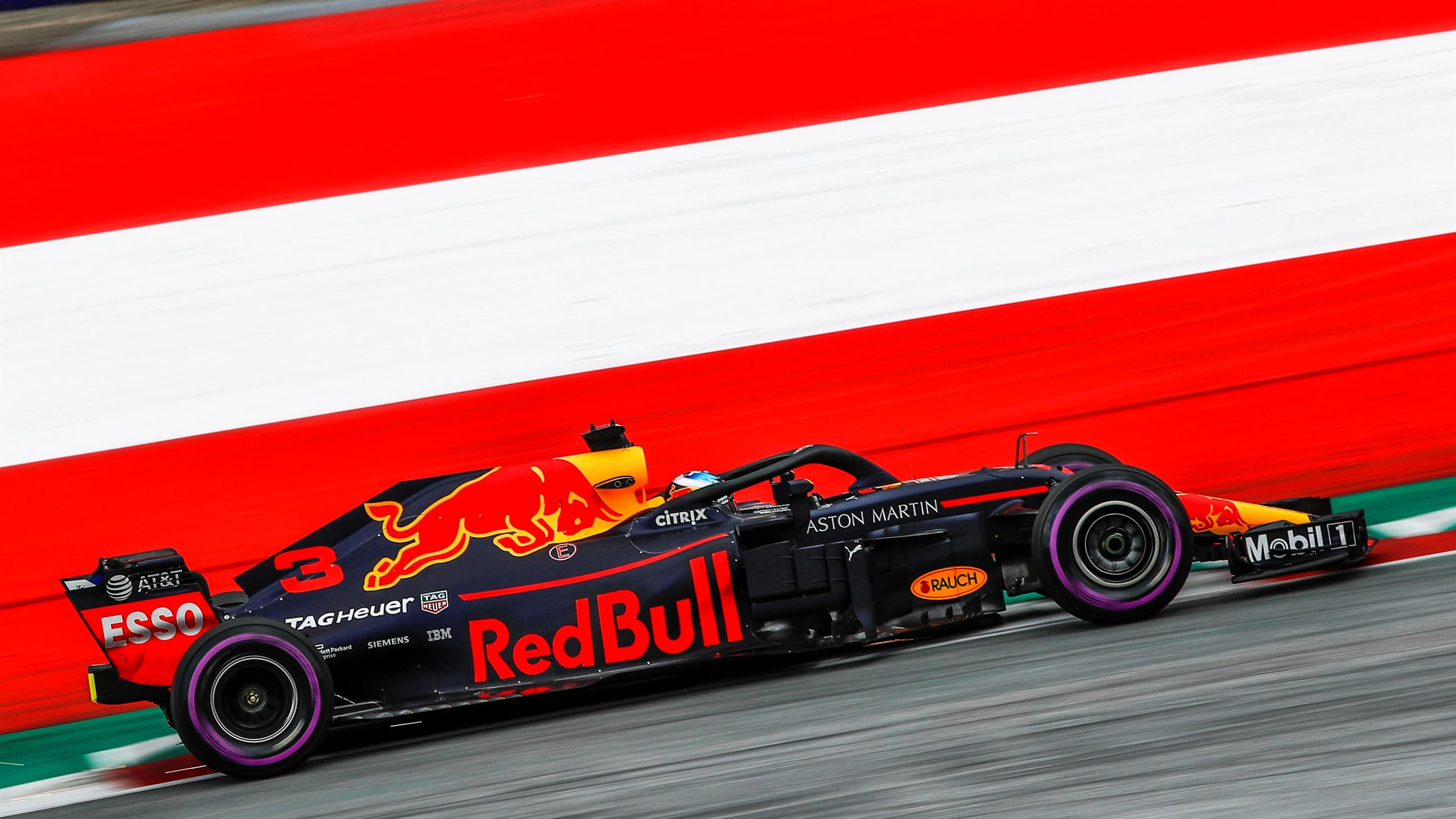 Daniel Ricciardo (AUS) Red Bull Racing RB14 at Formula One World Championship, Rd9, Austrian Grand