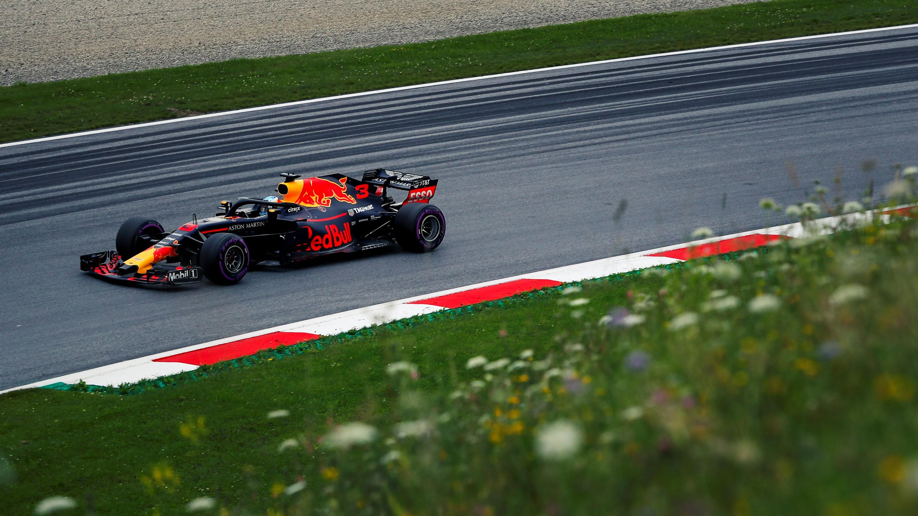 Daniel Ricciardo (AUS) Red Bull Racing RB14 at Formula One World Championship, Rd9, Austrian Grand