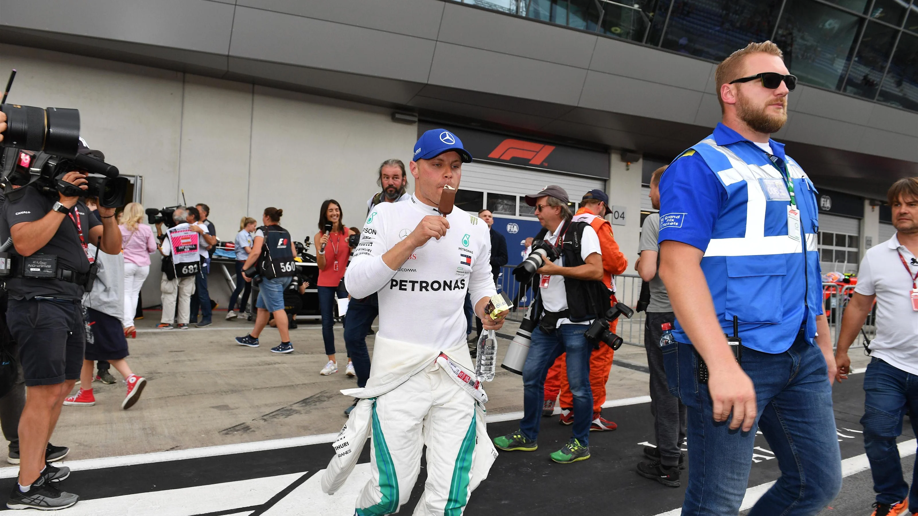 Valtteri Bottas (FIN) Mercedes-AMG F1 and ice cream at Formula One World Championship, Rd9,