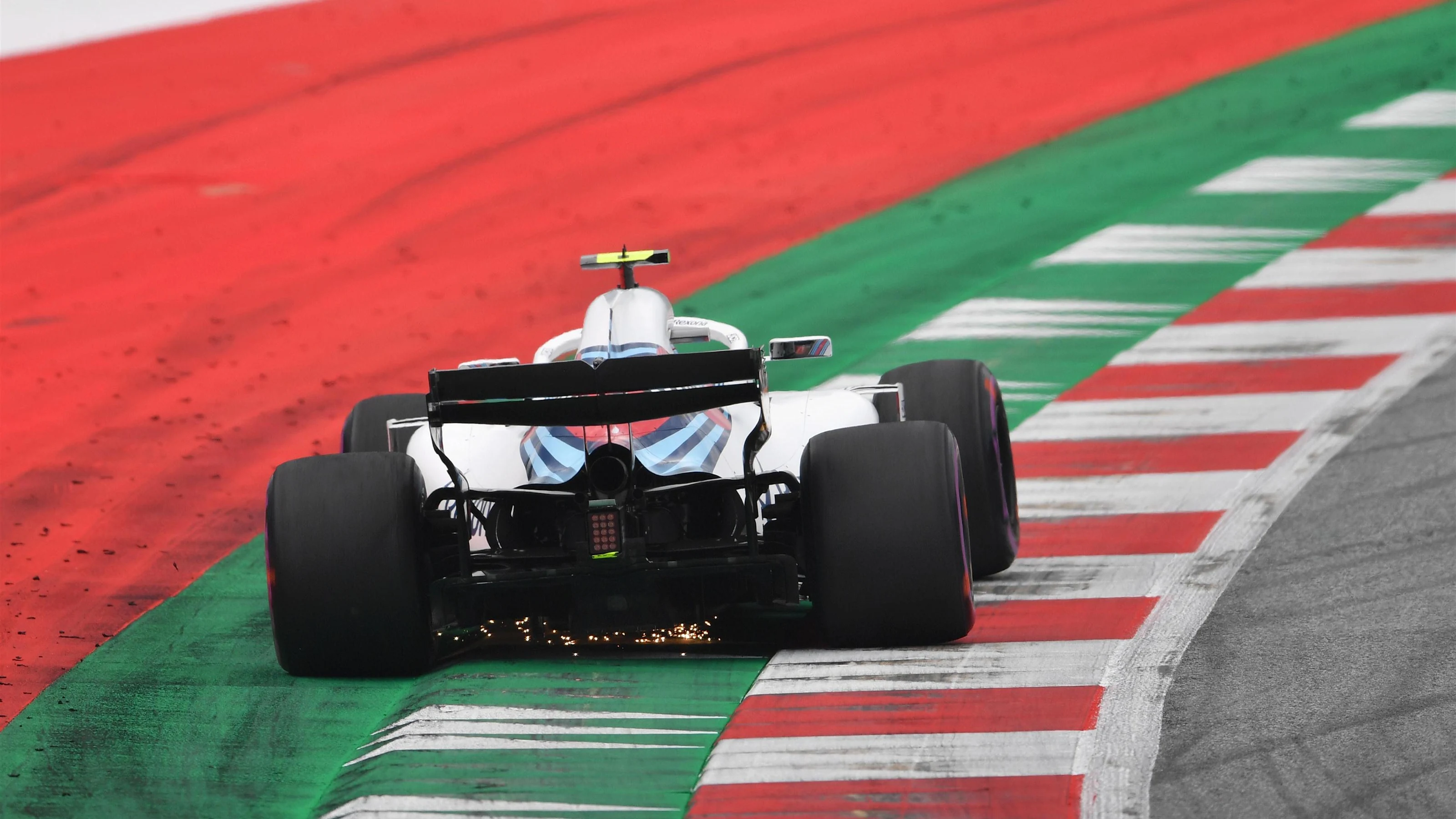 Sergey Sirotkin (RUS) Williams FW41 sparks at Formula One World Championship, Rd9, Austrian Grand