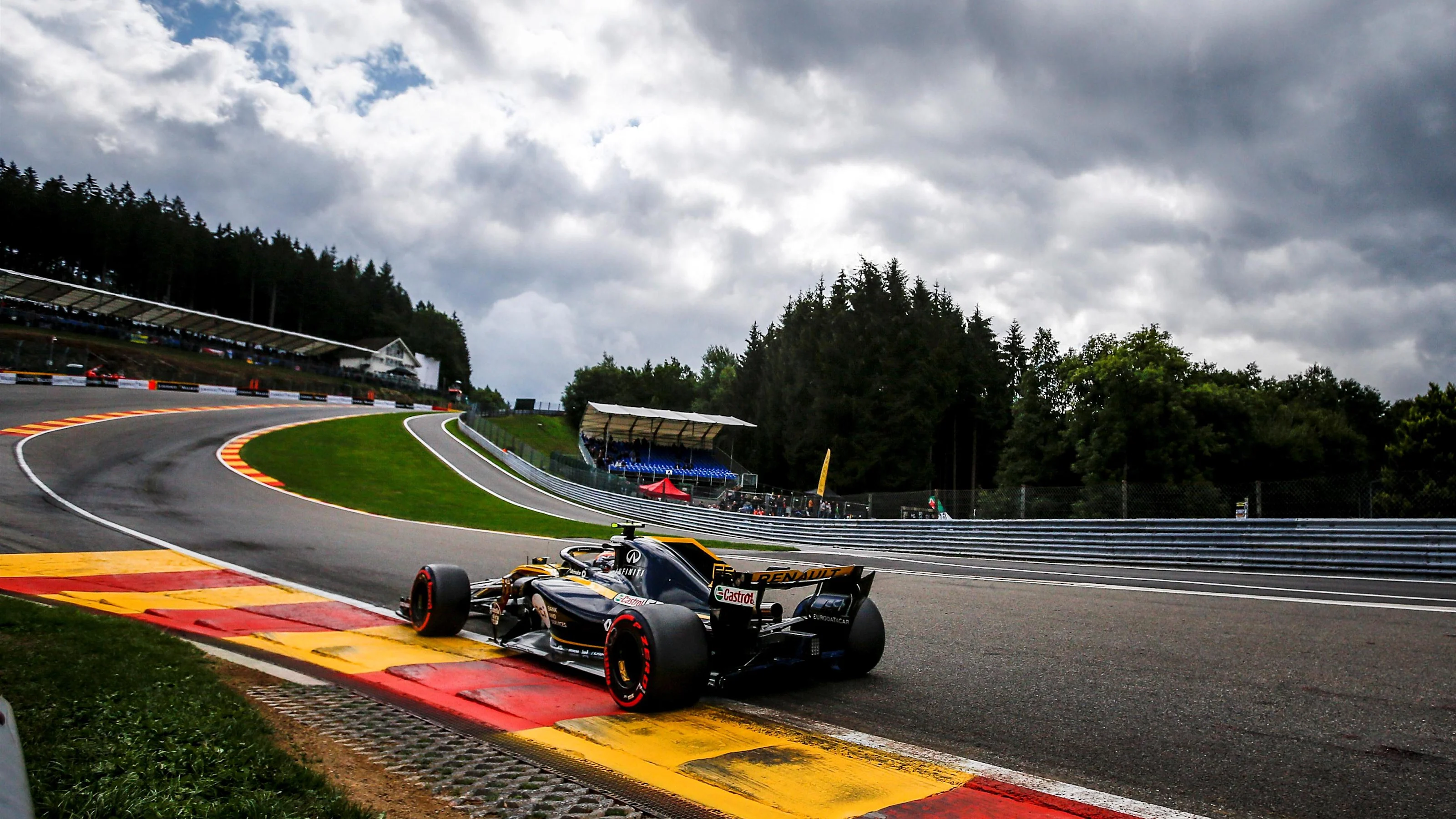 Carlos Sainz Jr, Renault Sport F1 Team R.S. 18 at Formula One World Championship, Rd13, Belgian