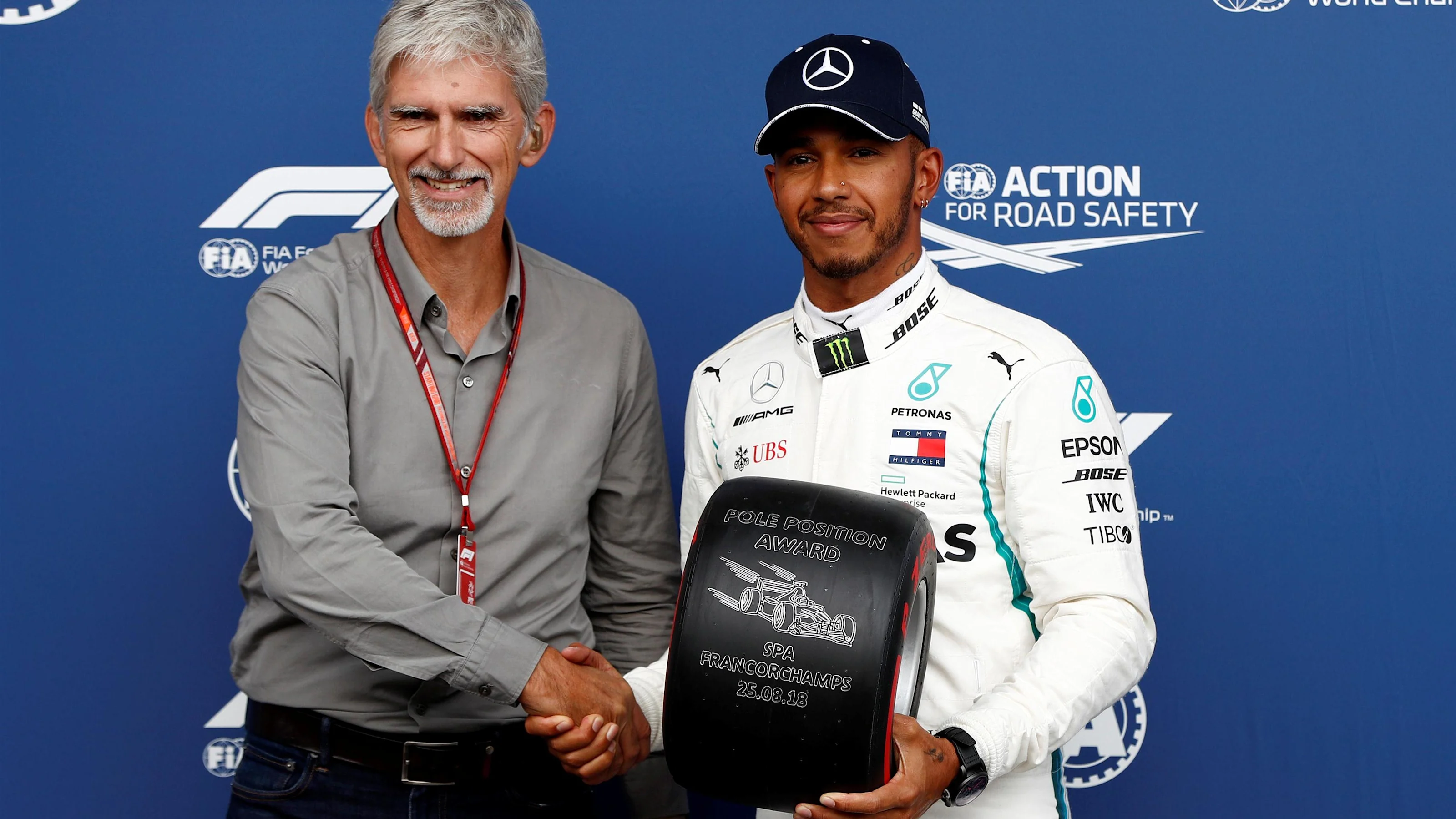 Damon Hill, Sky TV presents the Pirelli Pole Position Award to Lewis Hamilton, Mercedes AMG F1 in