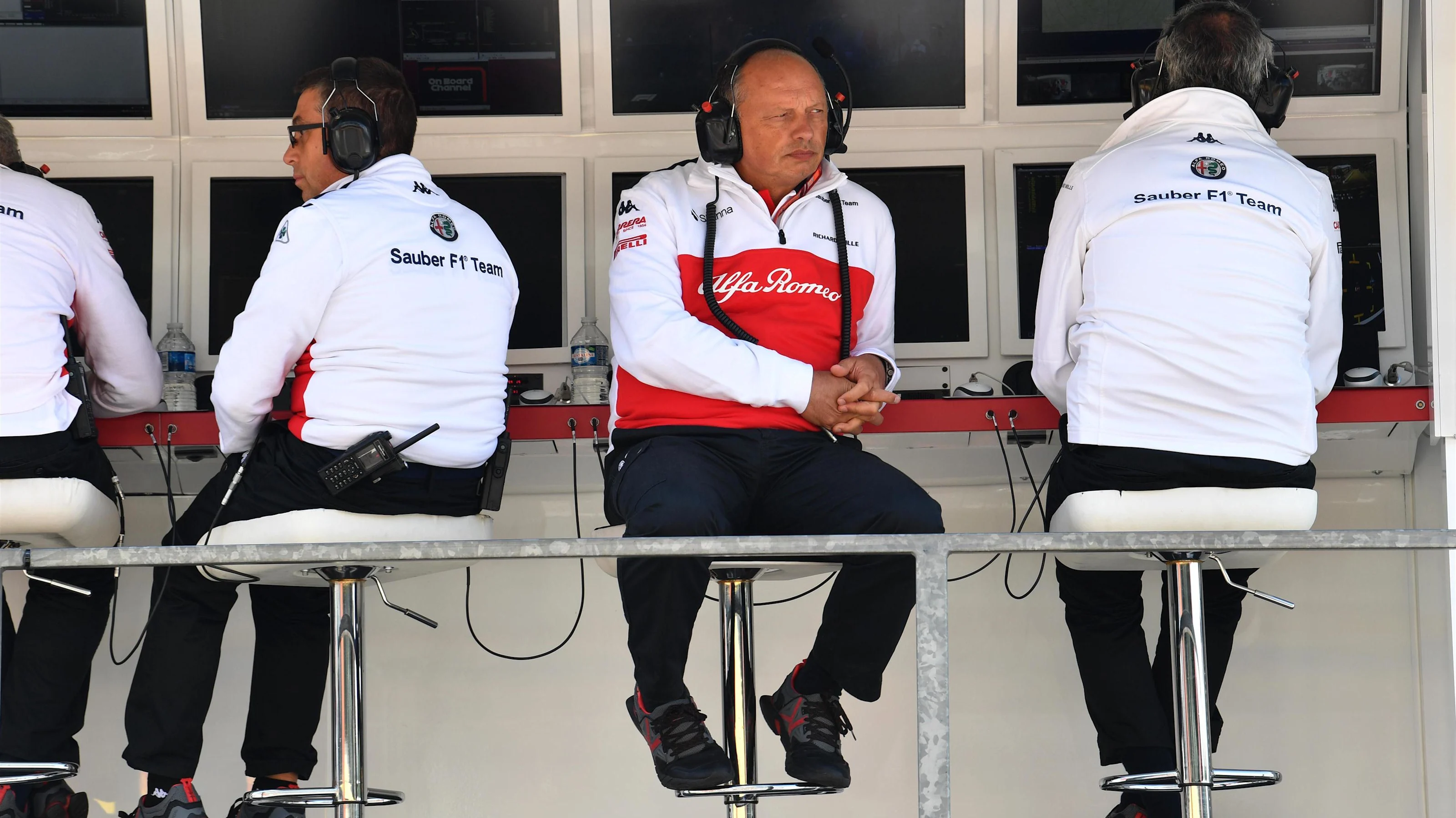 Frederic Vasseur, Alfa Romeo Sauber F1 Team, Team Principal on the pit wall gantry at Formula One