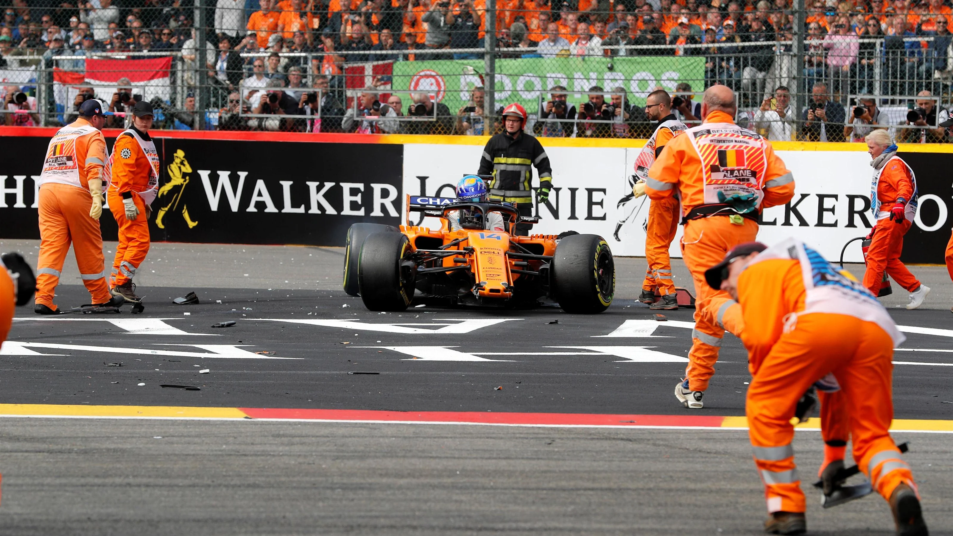 Fernando Alonso, McLaren MCL33 crashed at the start of the race at Formula One World Championship,