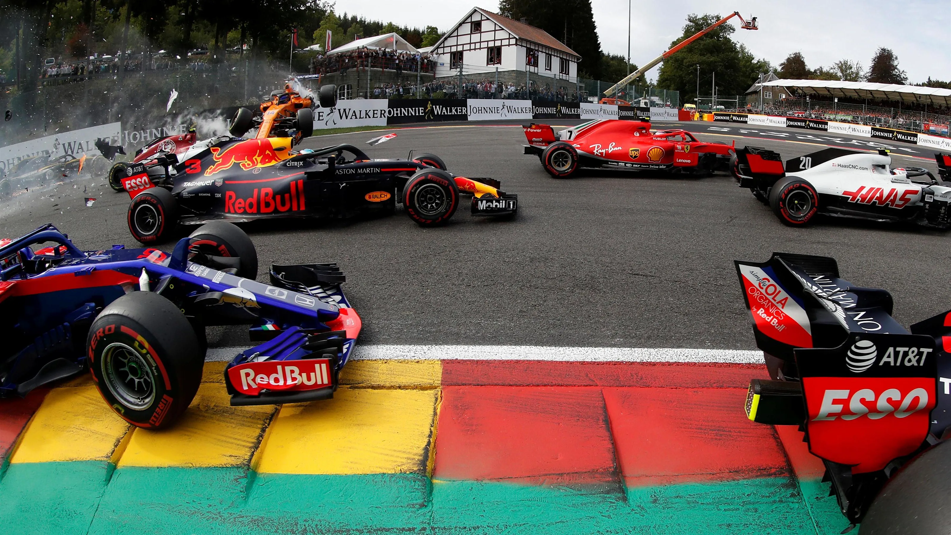 Fernando Alonso, McLaren MCL33 crashes at the start of the race at Formula One World Championship,