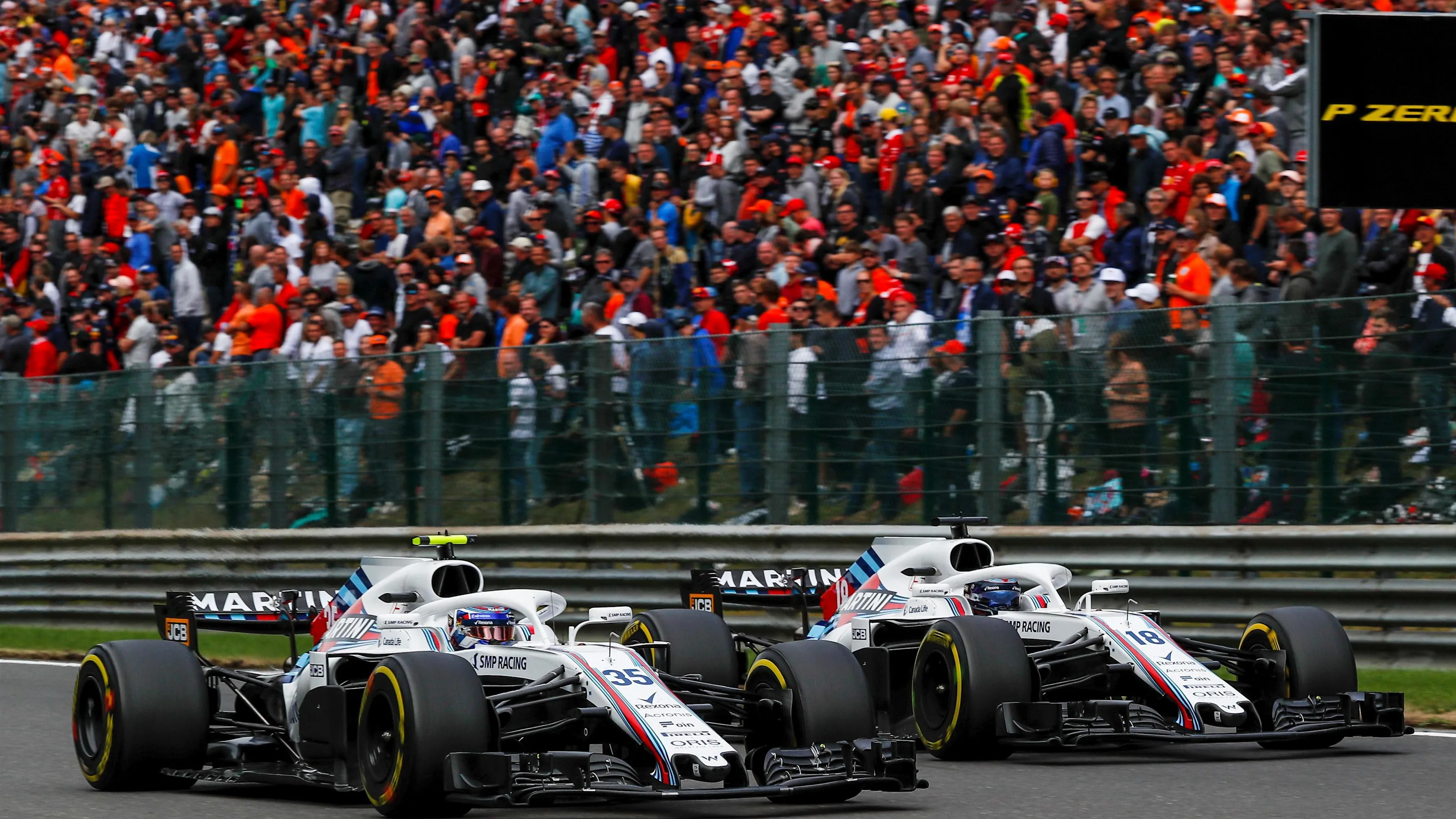Sergey Sirotkin, Williams FW41 and Lance Stroll, Williams FW41 battle at Formula One World