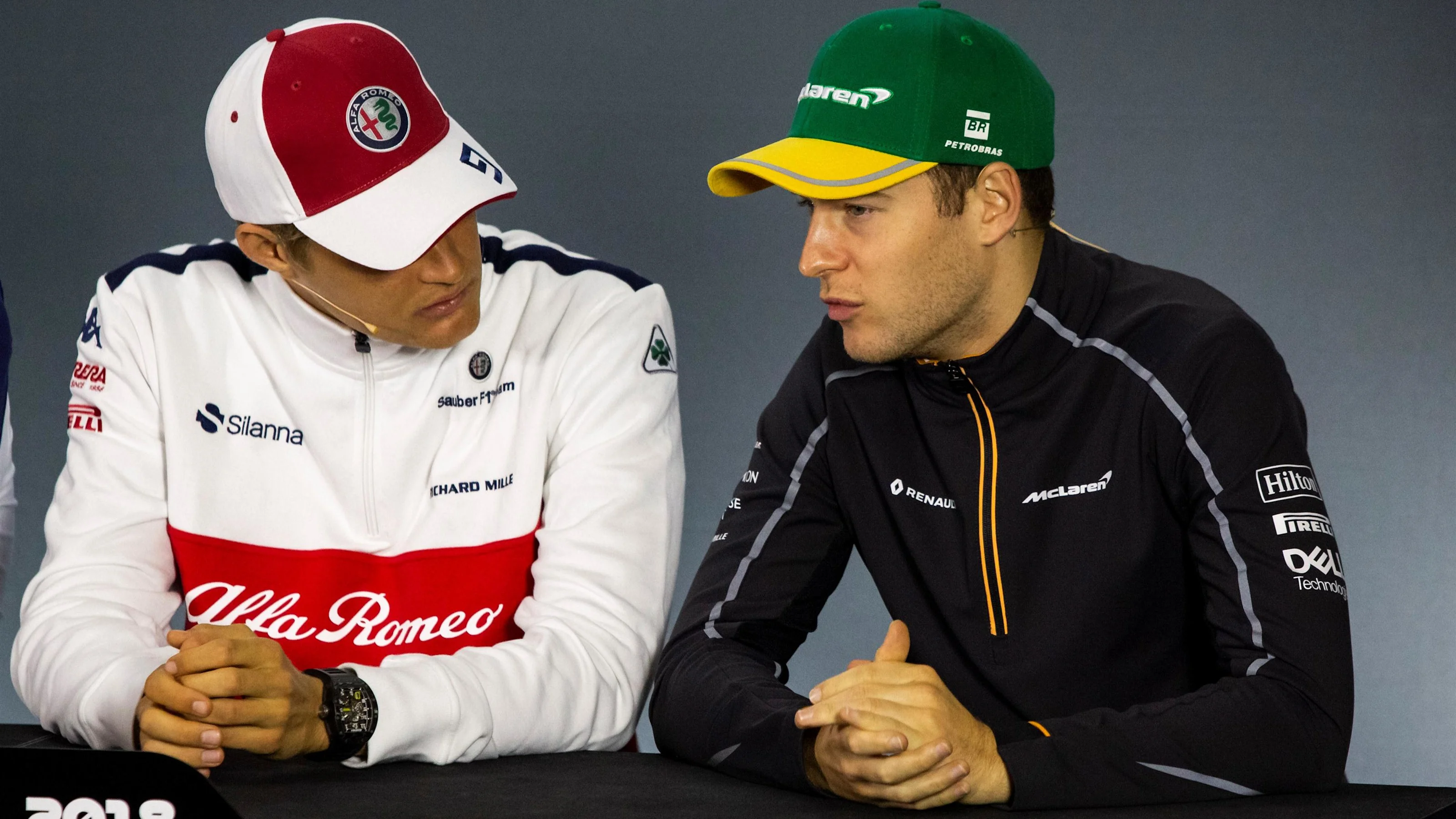 Marcus Ericsson, Alfa Romeo Sauber F1 Team and Stoffel Vandoorne, McLaren in the press conference