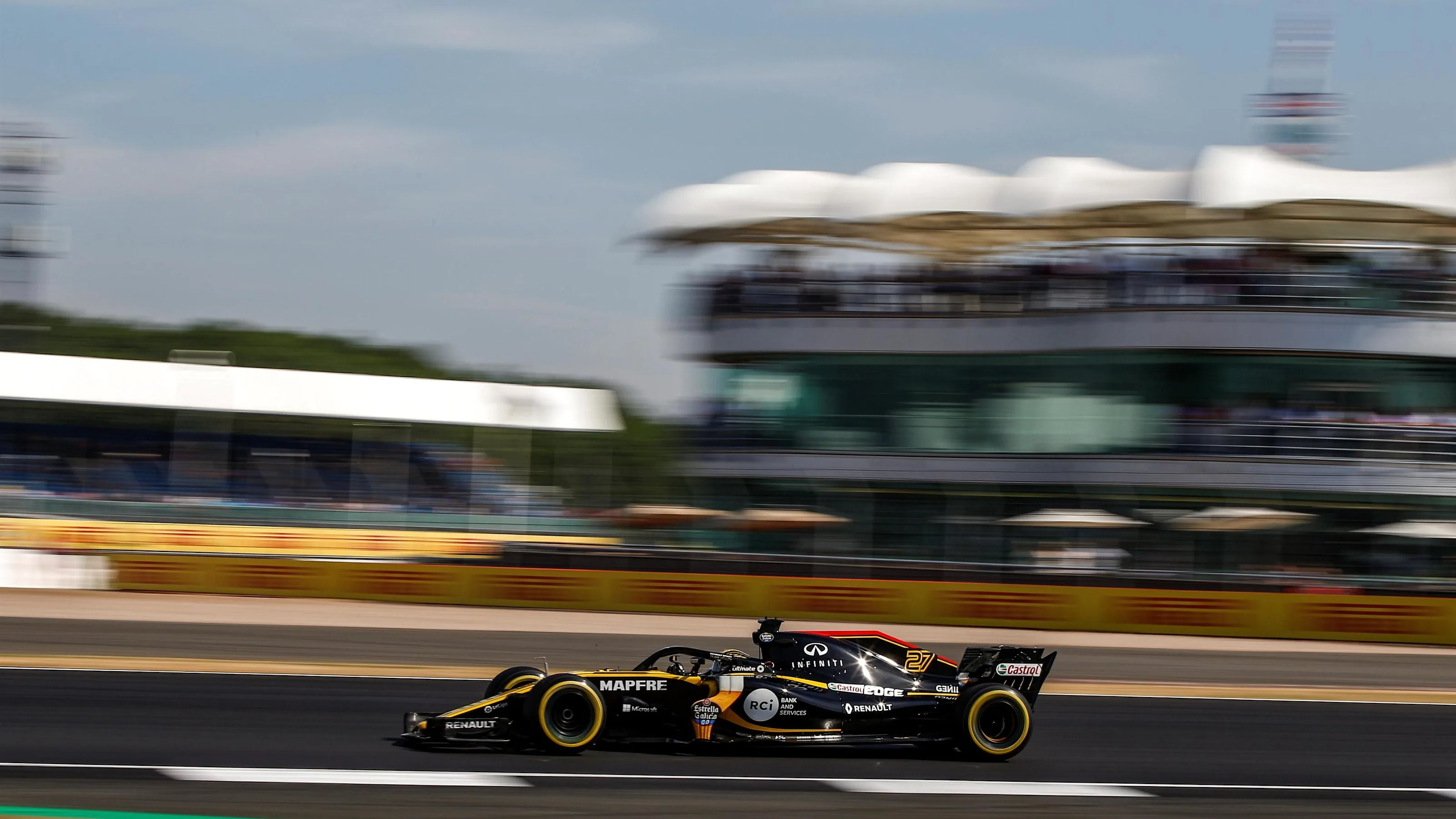 Nico Hulkenberg (GER) Renault Sport F1 Team RS18 at Formula One World Championship, Rd10, British