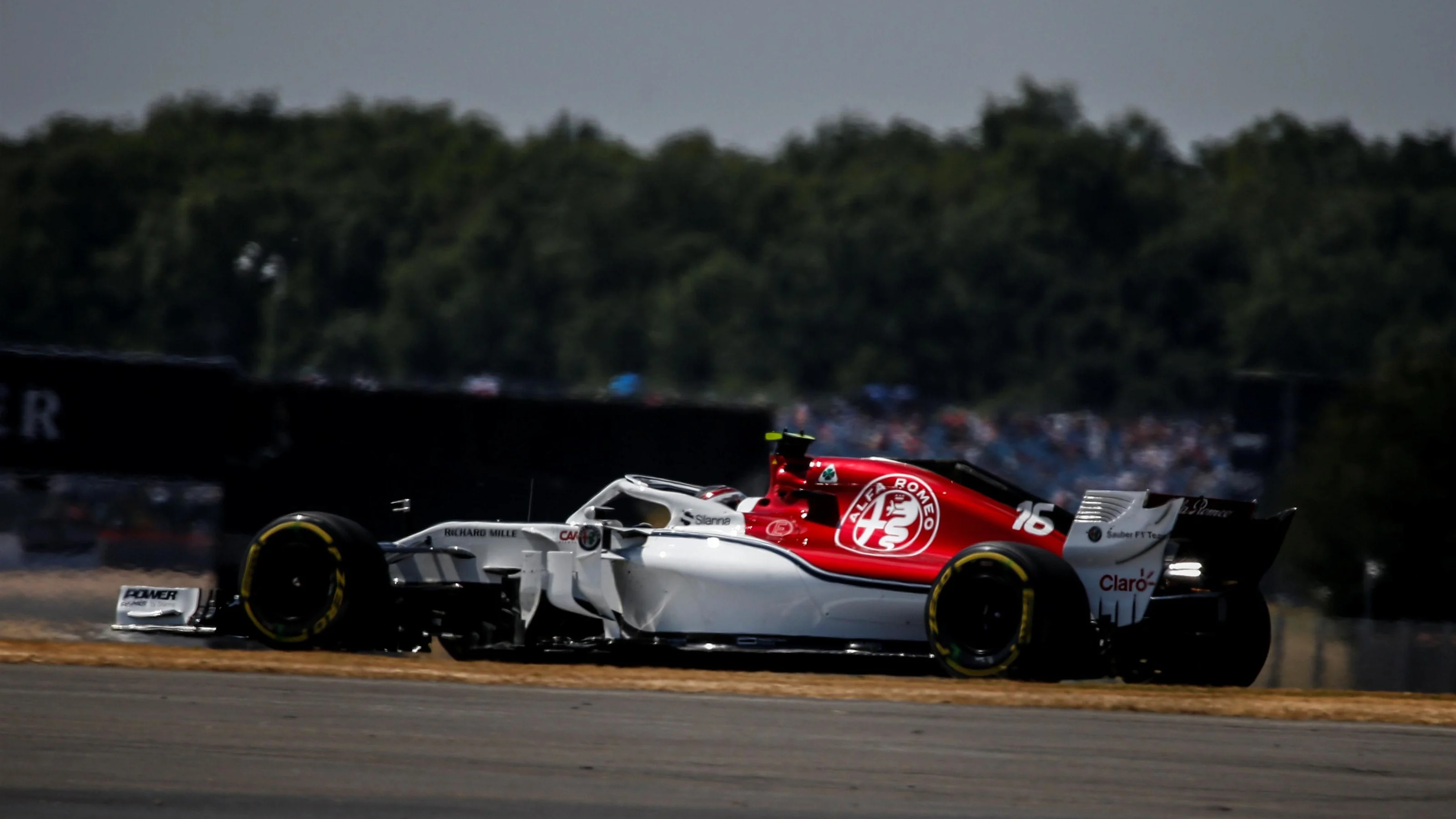 Charles Leclerc (MON) Alfa Romeo Sauber C37 spins at Formula One World Championship, Rd10, British