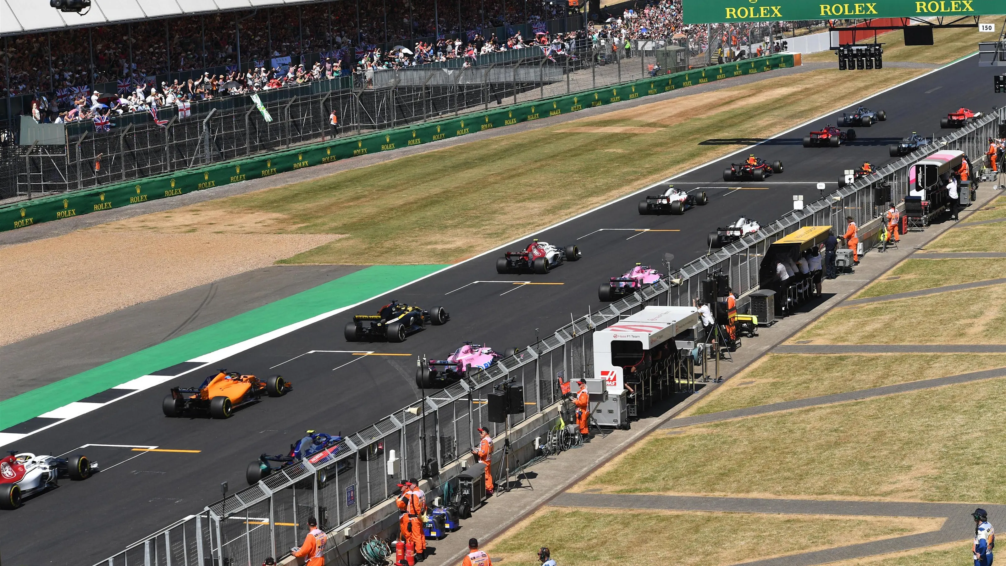 The start of the race at Formula One World Championship, Rd10, British Grand Prix, Race,