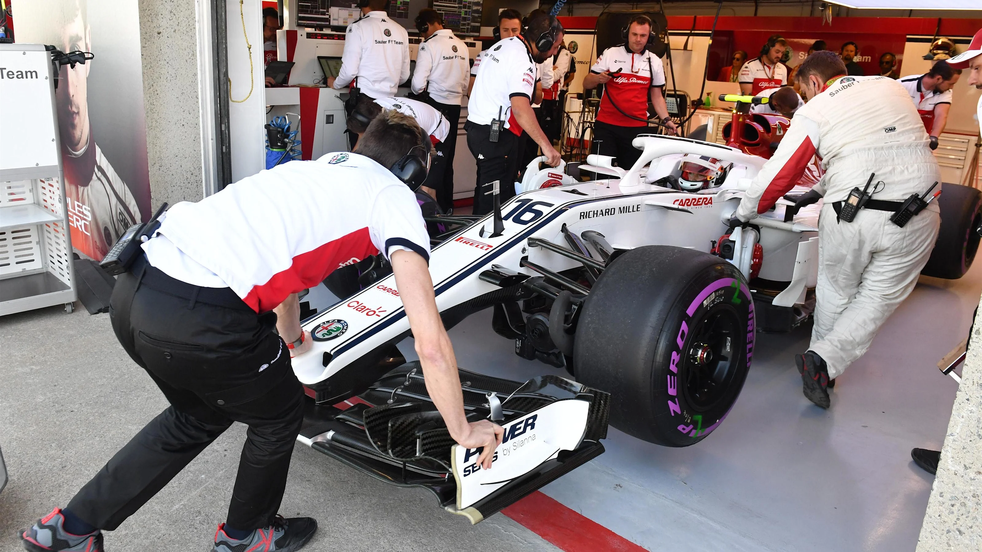 Charles Leclerc (MON) Alfa Romeo Sauber C37 at Formula One World Championship, Rd7, Canadian Grand