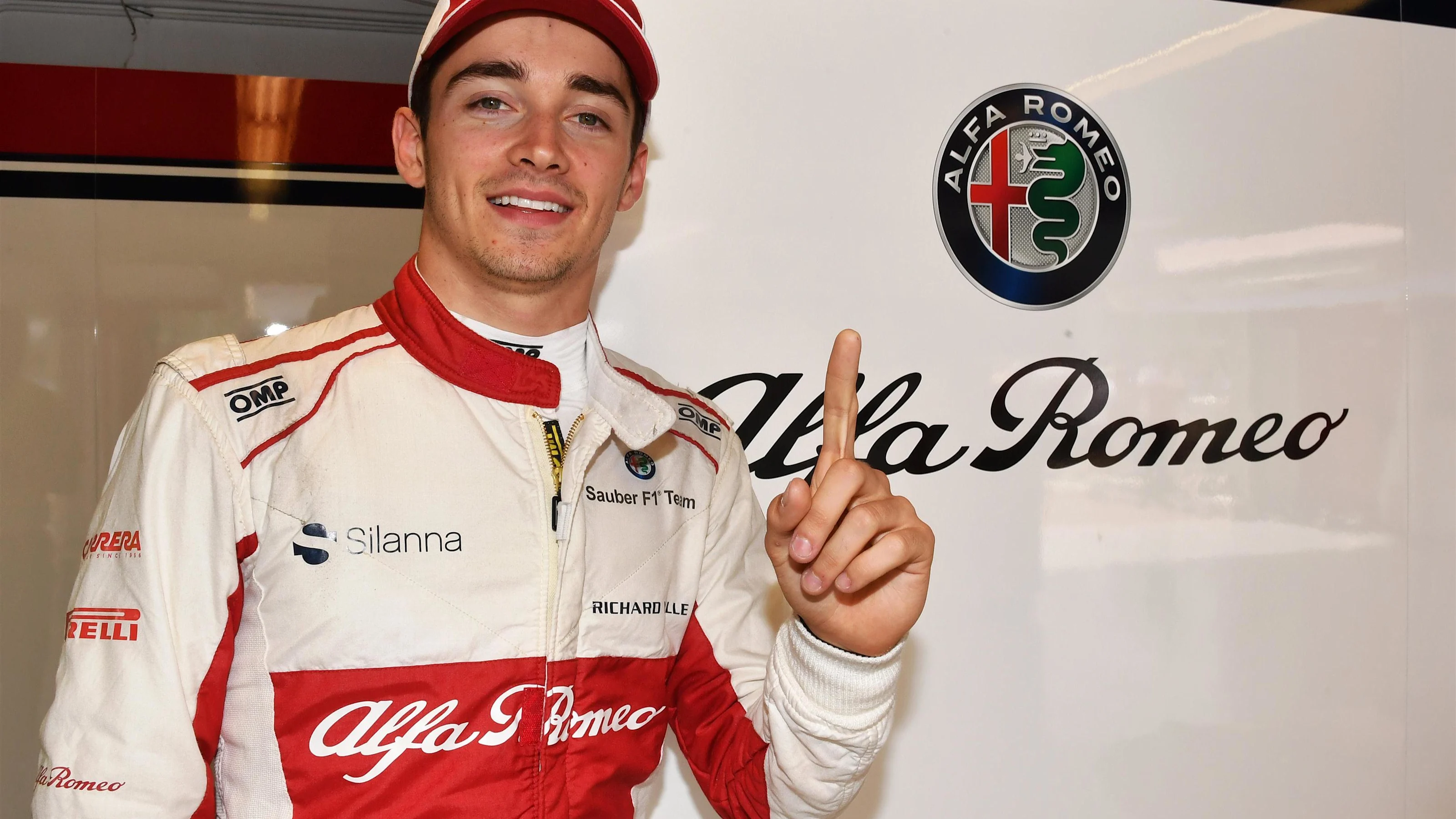 Charles Leclerc (MON) Alfa Romeo Sauber F1 Team celebrates with the team at Formula One World