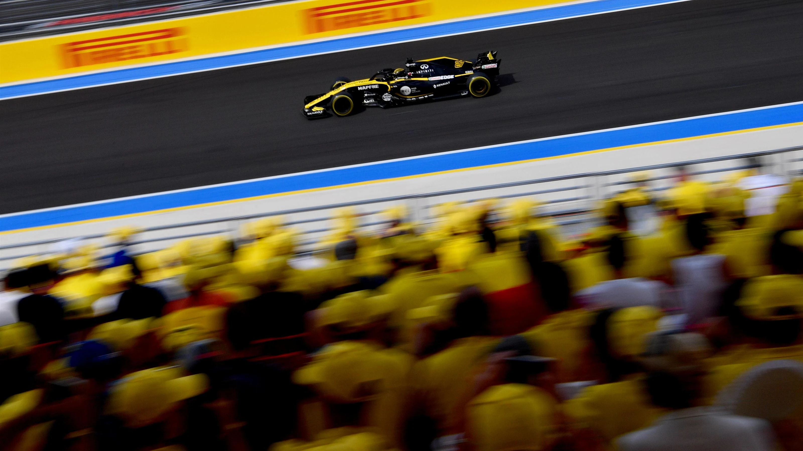Nico Hulkenberg (GER) Renault Sport F1 Team RS18 at Formula One World Championship, Rd8, French