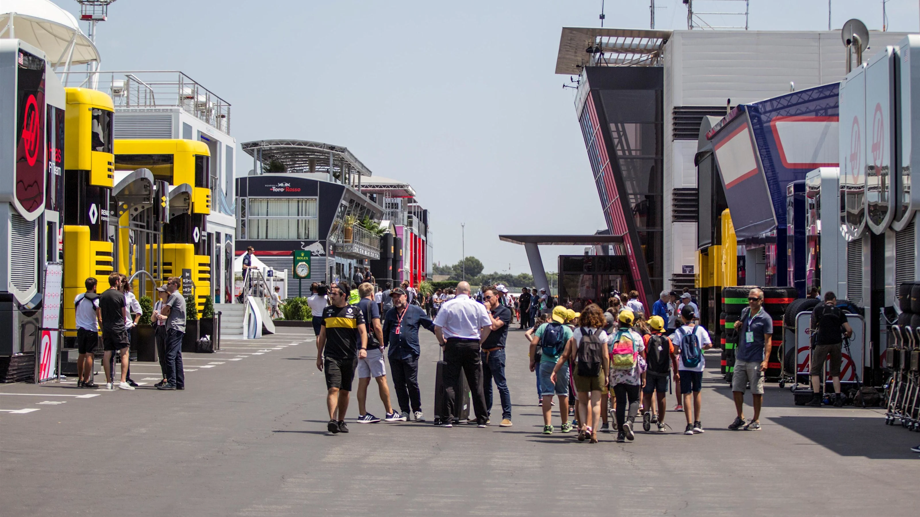 Paddock at Formula One World Championship, Rd8, French Grand Prix, Preparations, Paul Ricard,