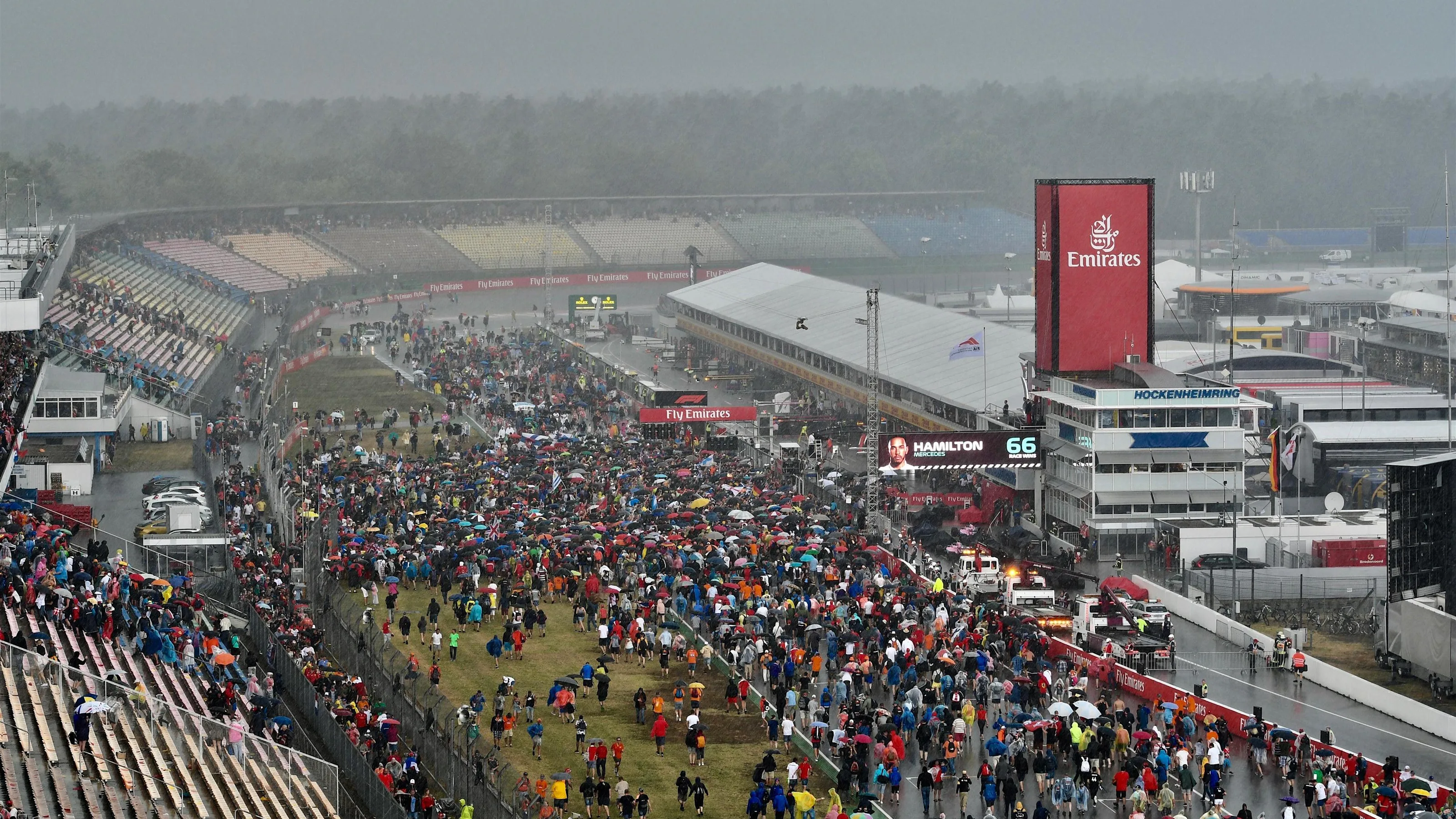 Fans entering circuit at Formula One World Championship, Rd11, German Grand Prix, Race, Hockenheim,