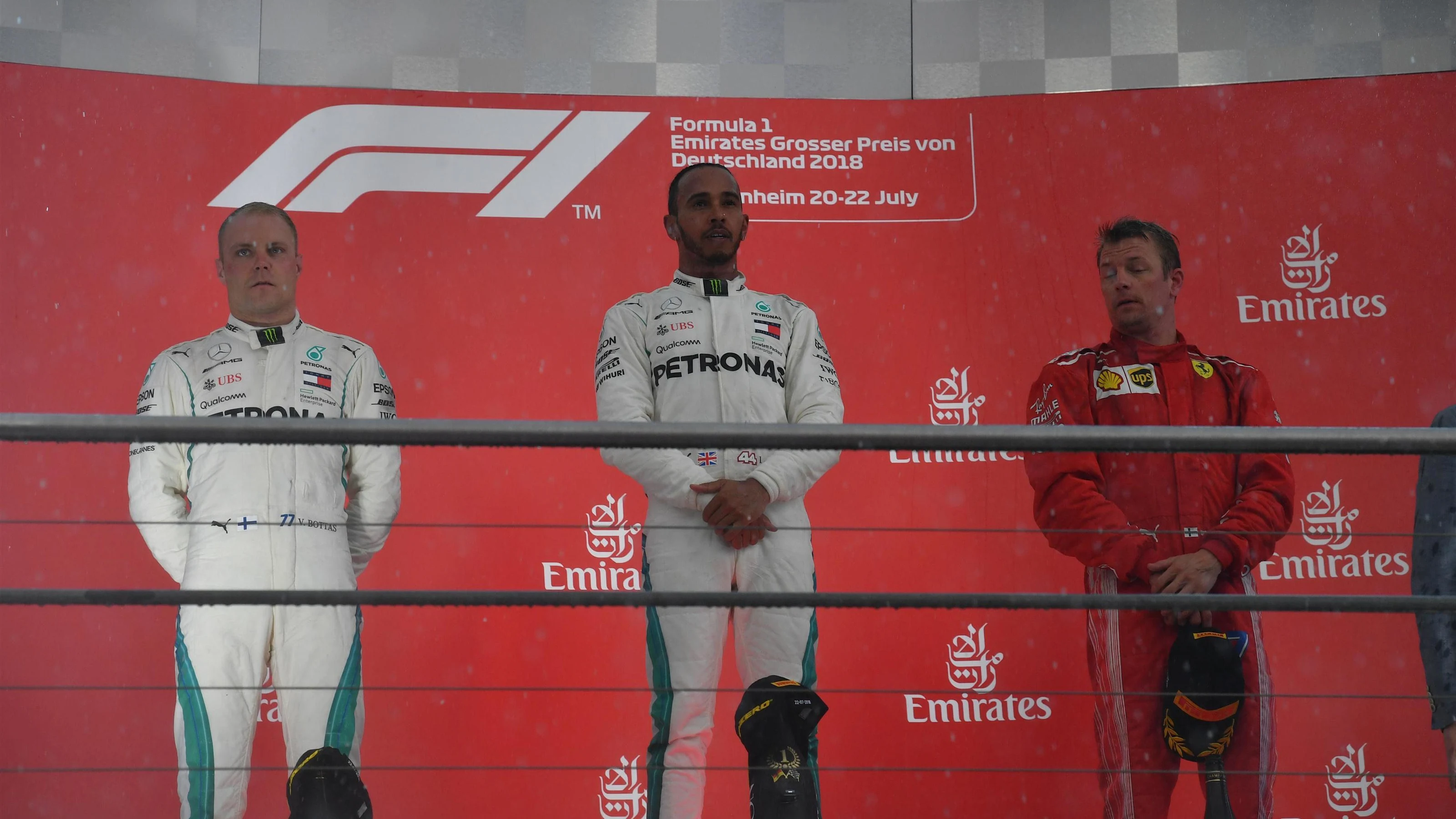 Valtteri Bottas (FIN) Mercedes-AMG F1, Lewis Hamilton (GBR) Mercedes-AMG F1 and Kimi Raikkonen