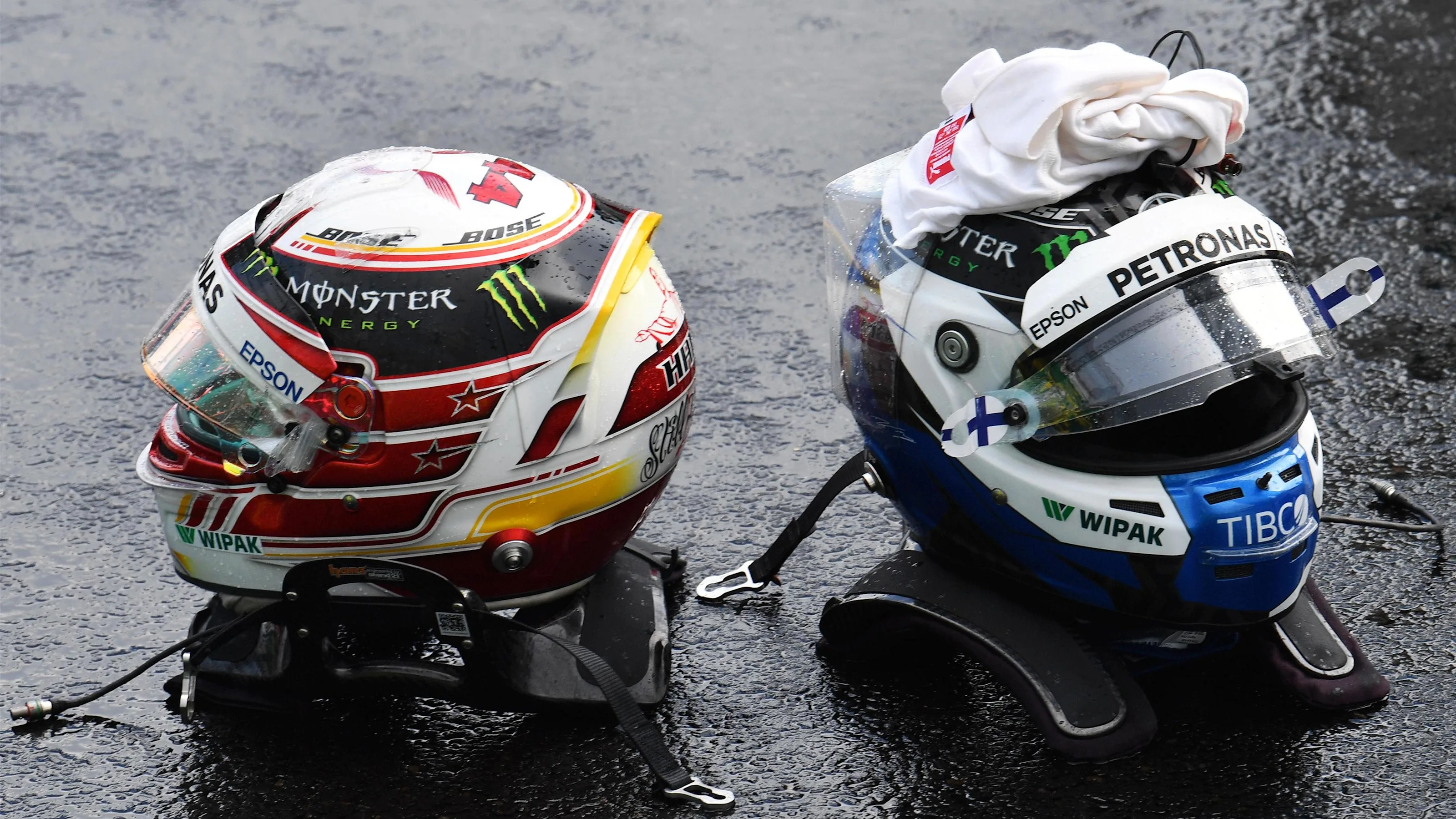 The helmets of Lewis Hamilton (GBR) Mercedes-AMG F1 and Valtteri Bottas (FIN) Mercedes-AMG F1 in