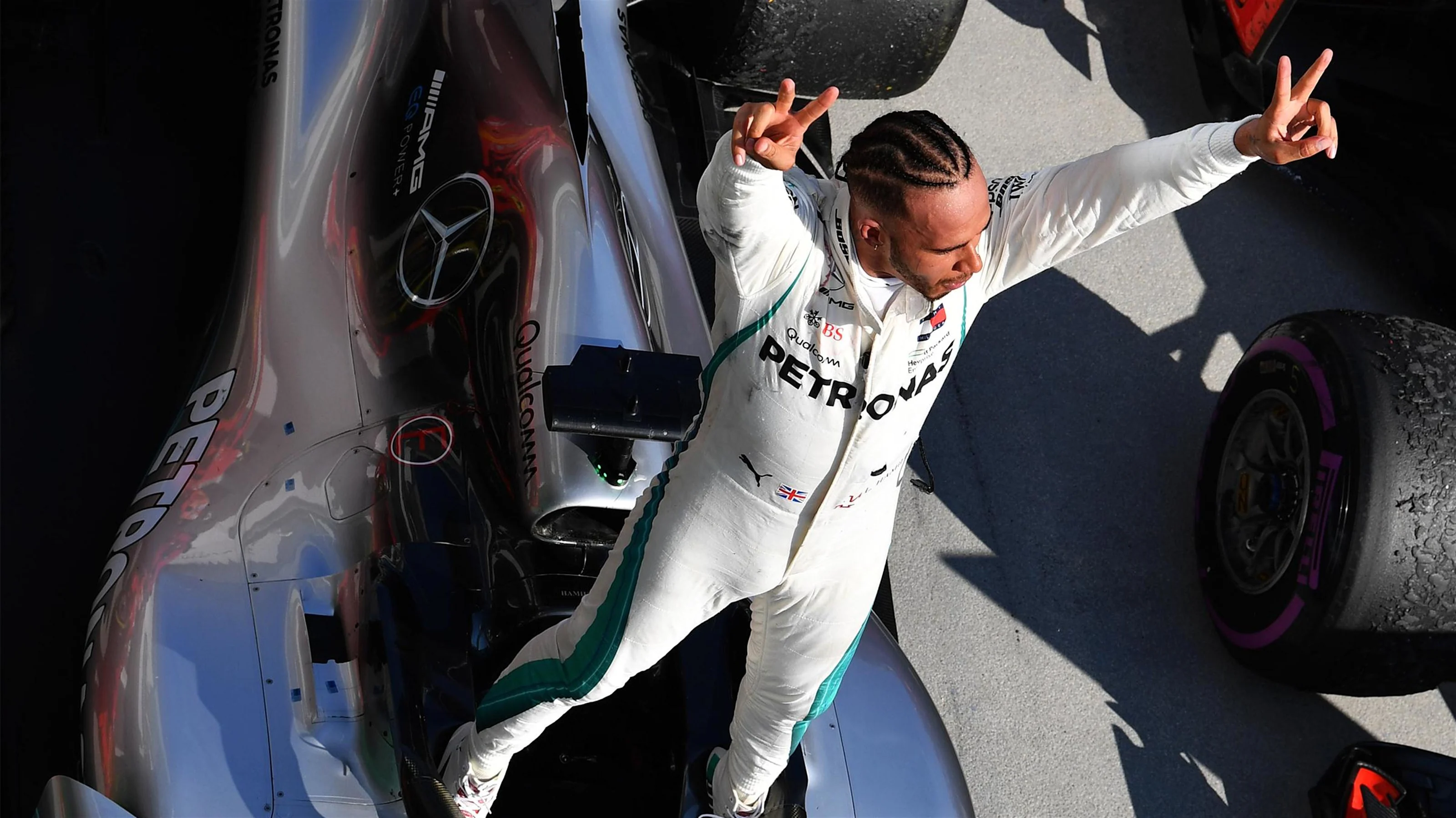 Lewis Hamilton (GBR) Mercedes-AMG F1 W09 EQ Power+ celebrates in parc ferme at Formula One World