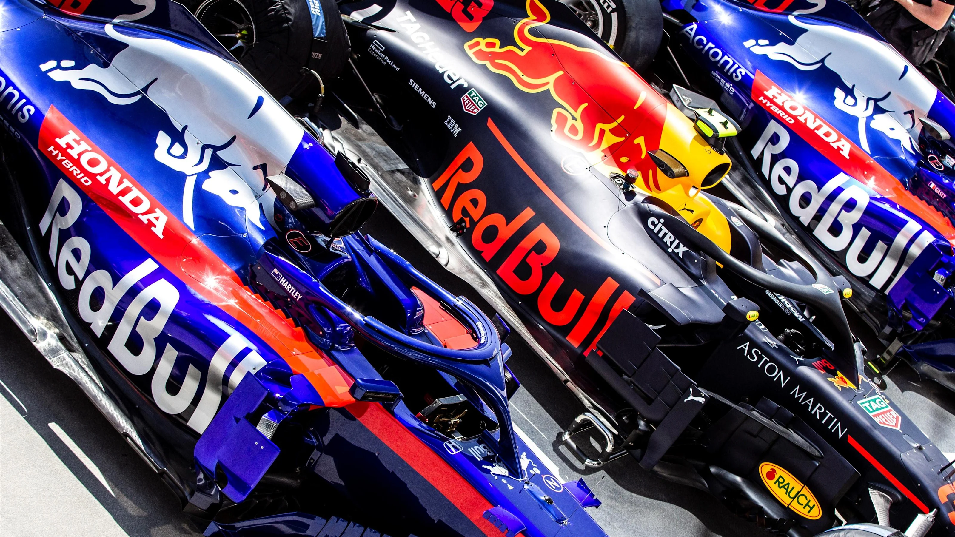 Cars at scrutineering at Formula One World Championship, Rd12, Hungarian Grand Prix, Preparations,