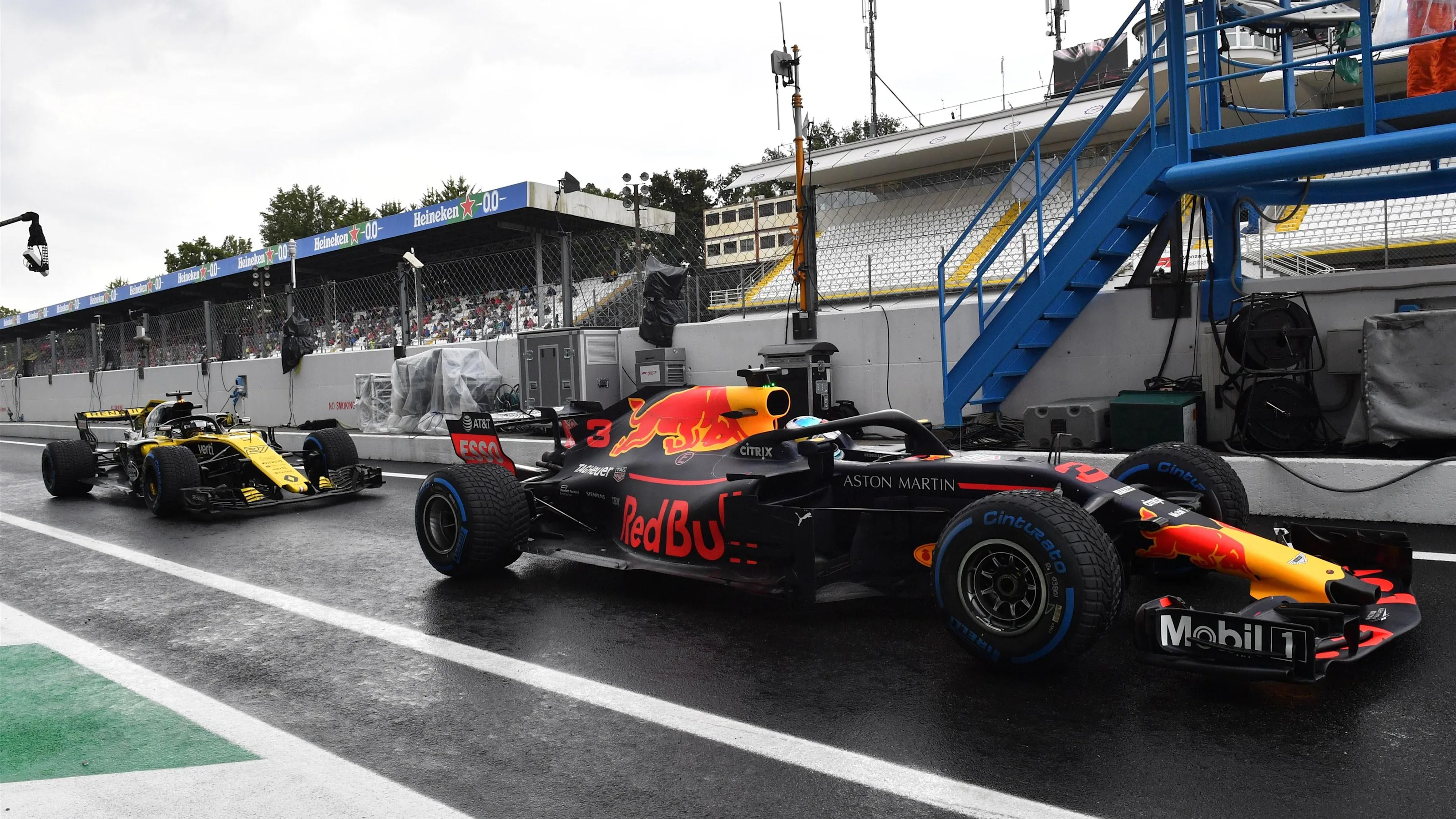 Daniel Ricciardo, Red Bull Racing RB14 at Formula One World Championship, Rd14, Italian Grand Prix,