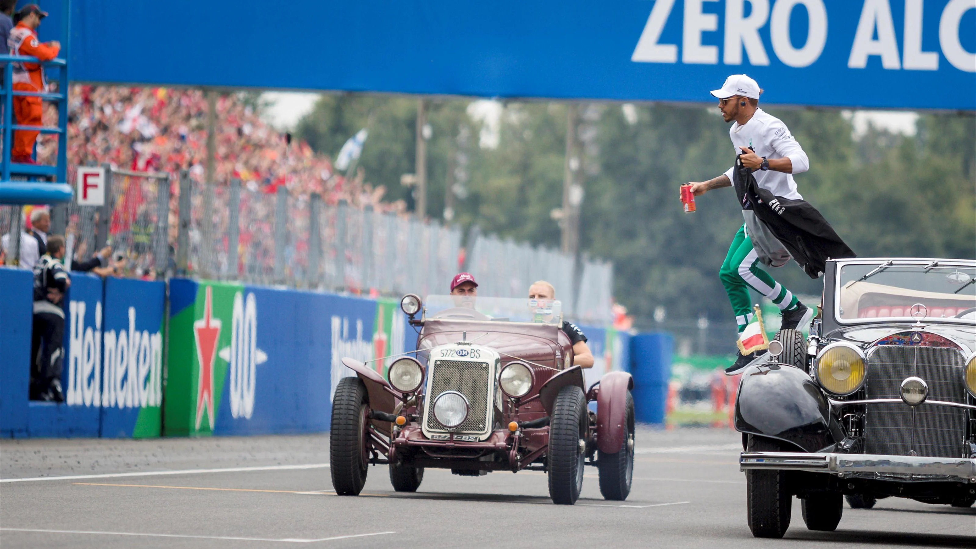 Lewis Hamilton, Mercedes AMG F1 and Valtteri Bottas, Mercedes AMG F1 W09 on drivers parade at