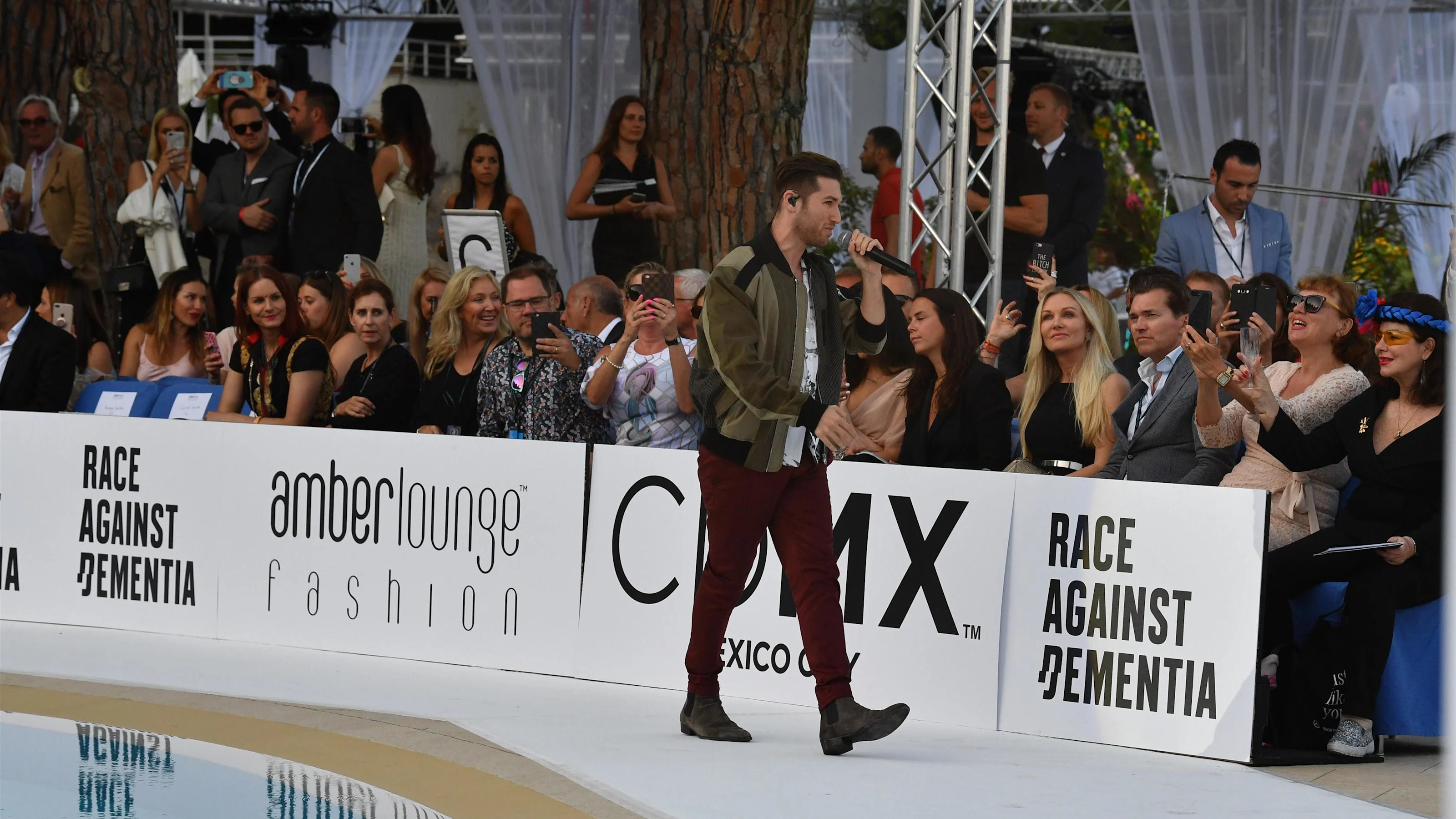 Amber Lounge Fasion