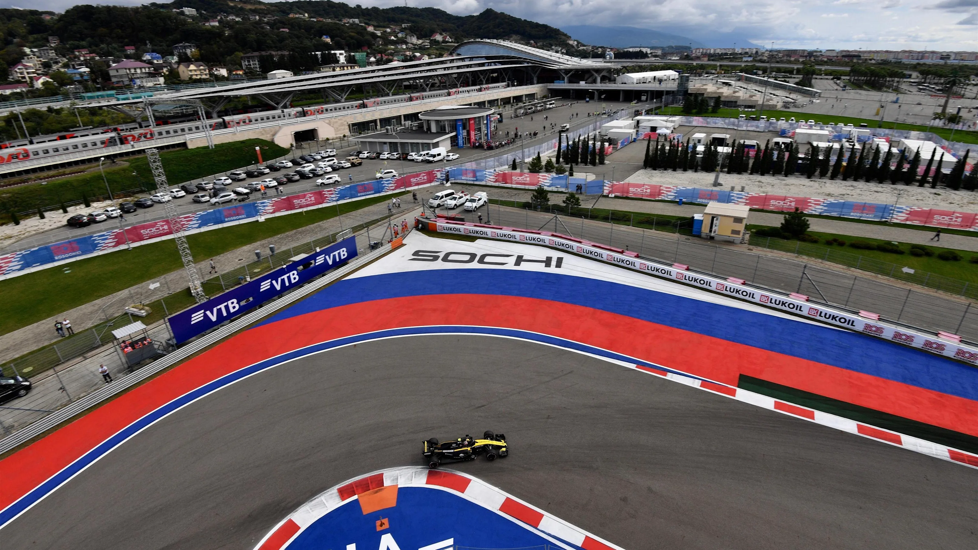 Artem Markelov, Renault Sport F1 Team R.S. 18 at Formula One World Championship, Rd16, Russian