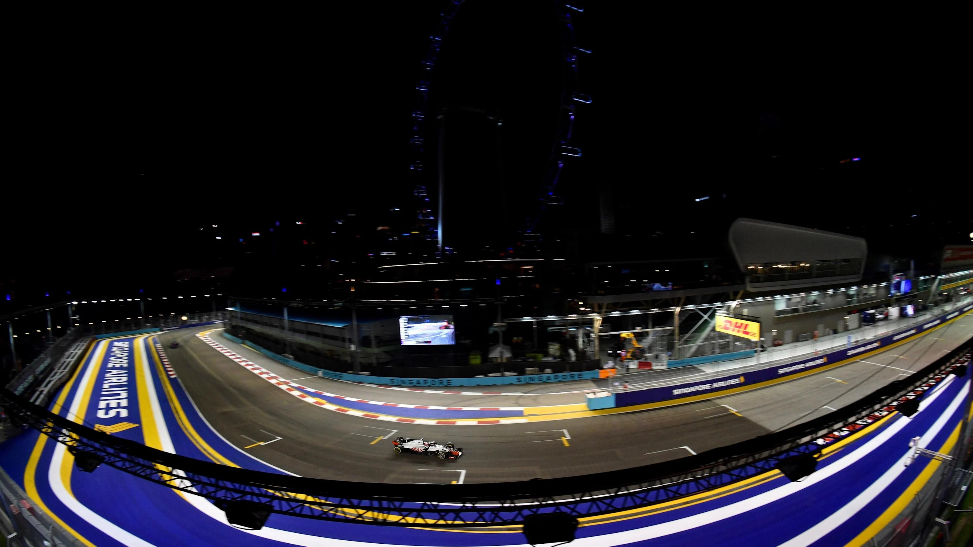 Kevin Magnussen, Haas F1 Team VF-18 at Formula One World Championship, Rd15, Singapore Grand Prix,