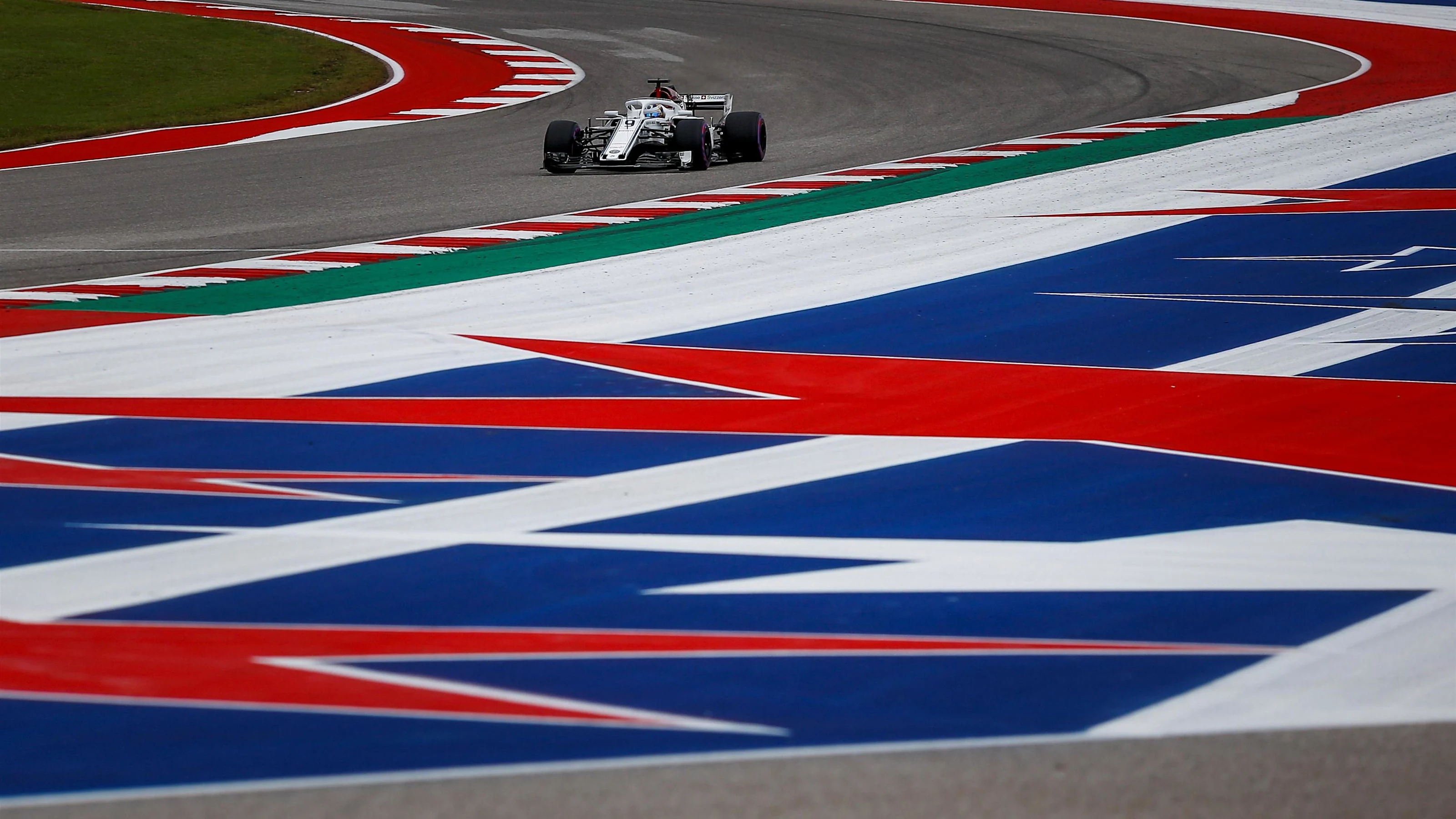 Marcus Ericsson, Alfa Romeo Sauber C37 at Formula World Championship, Rd18, United States Grand