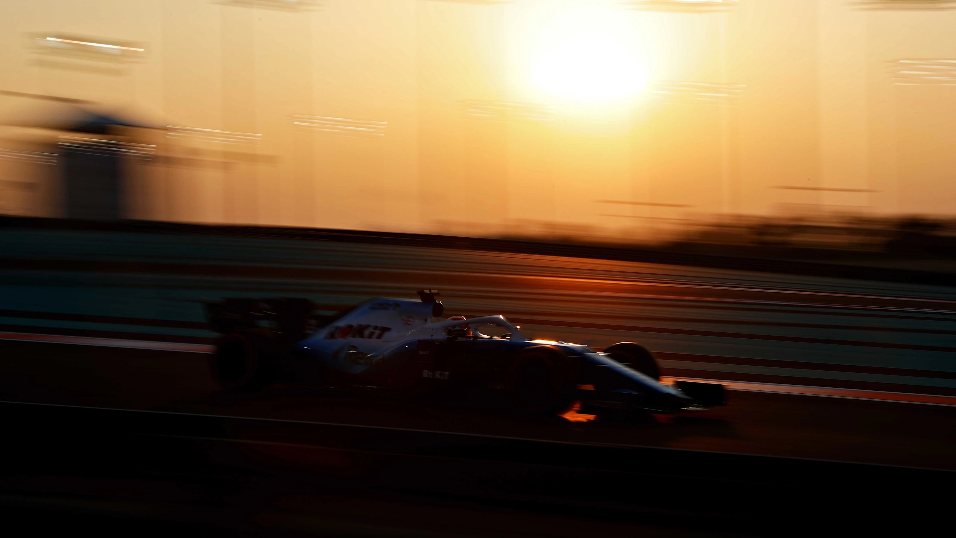 ABU DHABI, UNITED ARAB EMIRATES - NOVEMBER 30: George Russell of Great Britain driving the (63)
