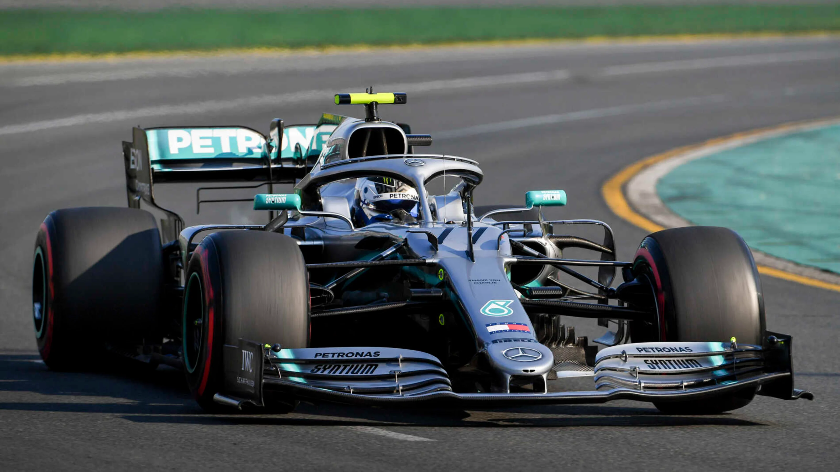 MELBOURNE GRAND PRIX CIRCUIT, AUSTRALIA - MARCH 16: Valtteri Bottas, Mercedes AMG W10 during the