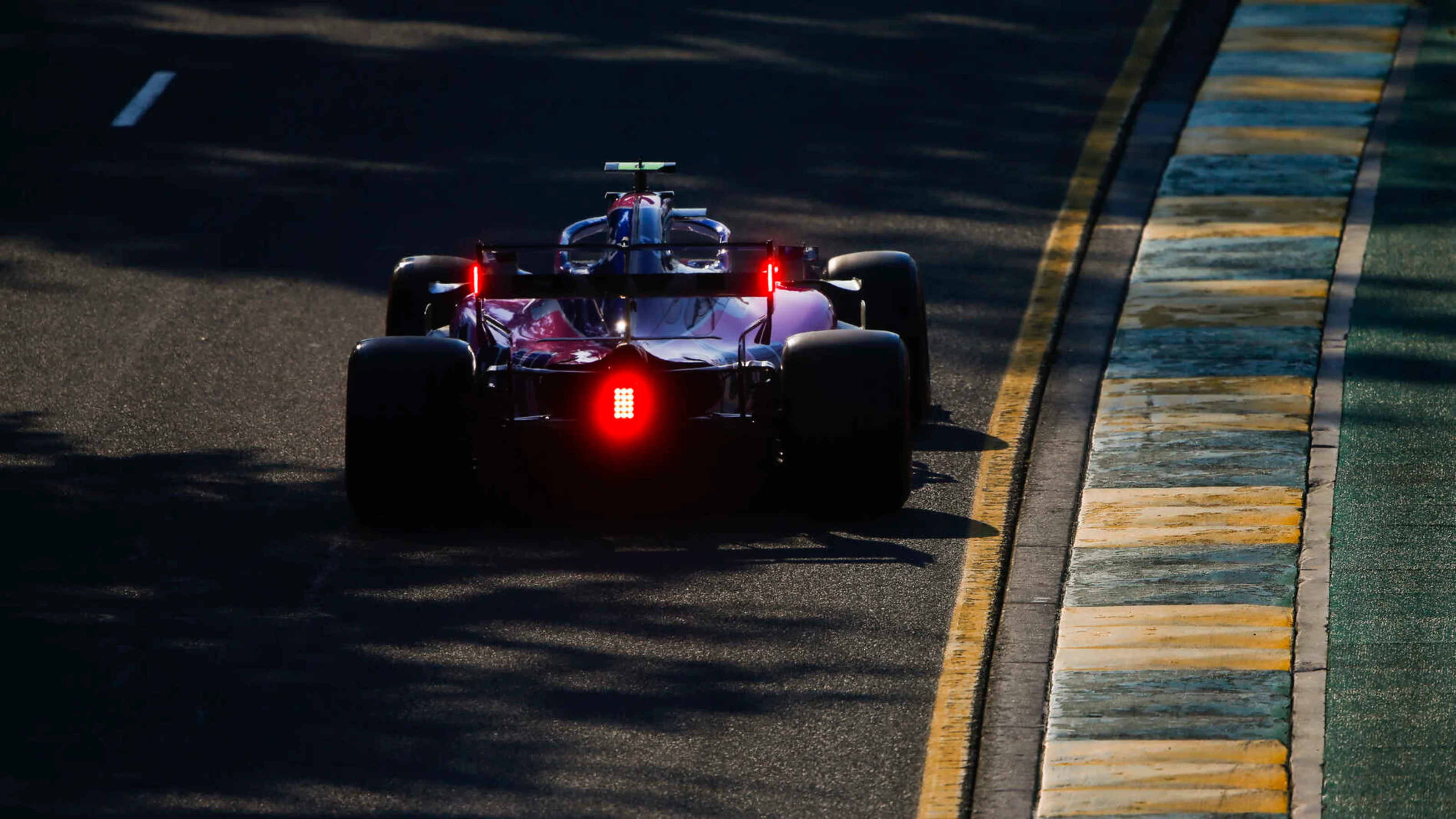 MELBOURNE GRAND PRIX CIRCUIT, AUSTRALIA - MARCH 16: Lance Stroll, Racing Point RP19 during the