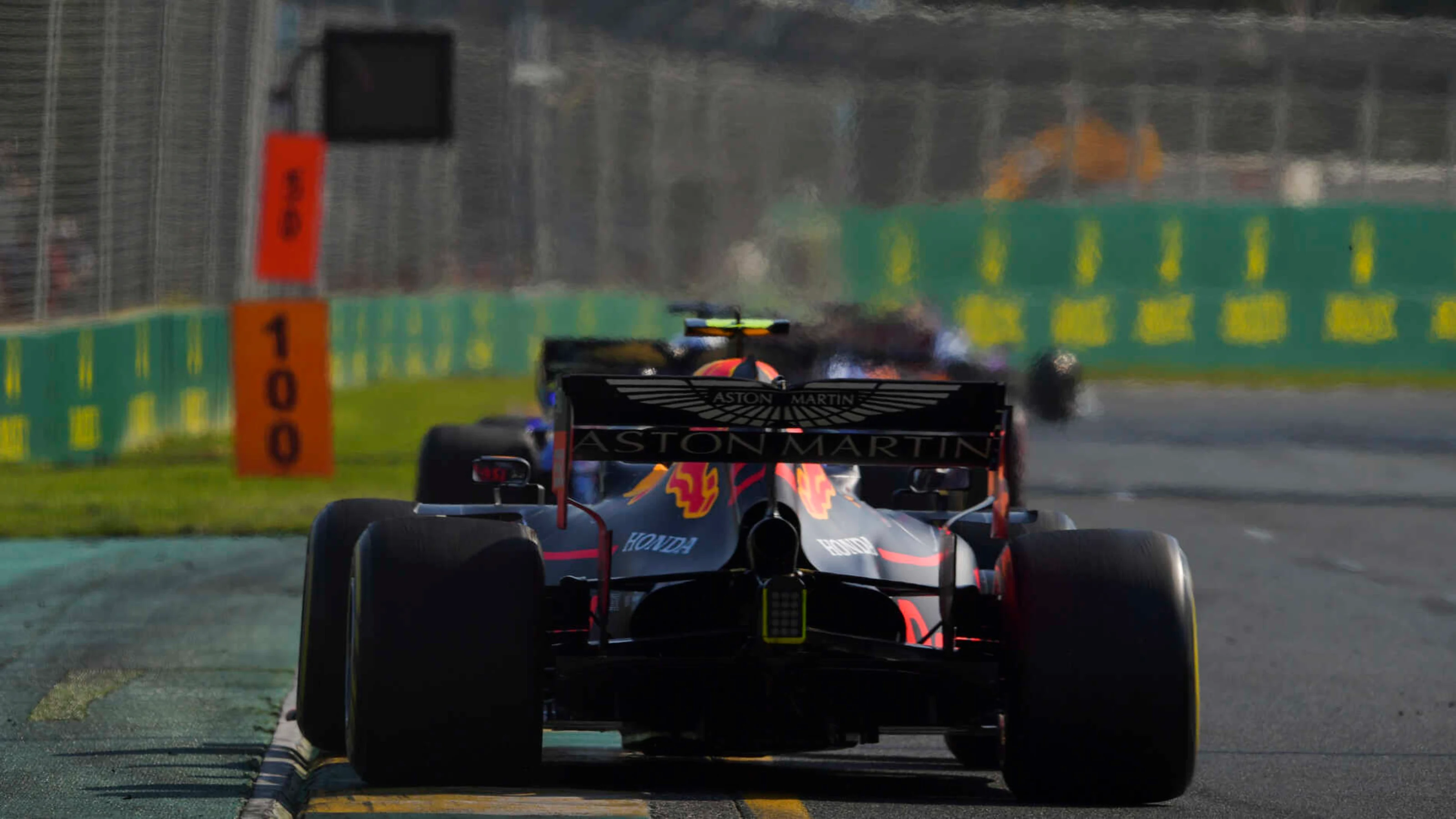 MELBOURNE GRAND PRIX CIRCUIT, AUSTRALIA - MARCH 17: Pierre Gasly, Red Bull Racing RB15 during the