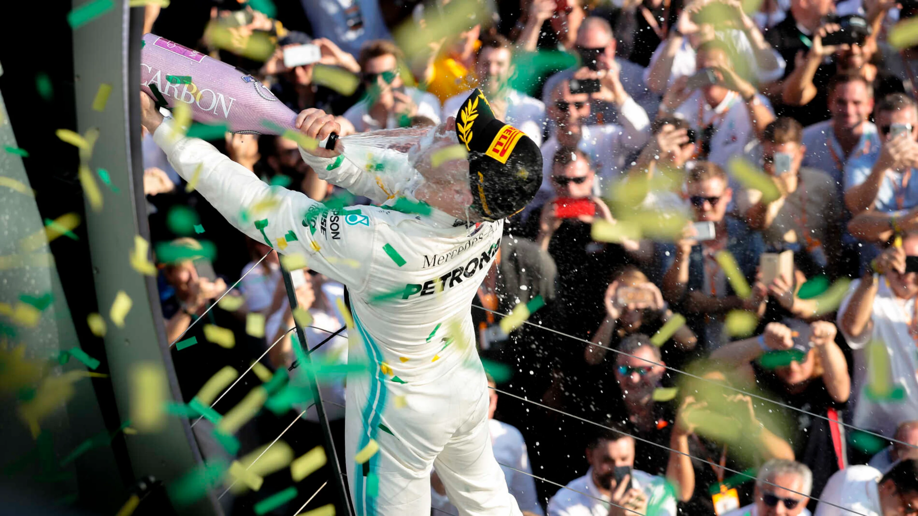MELBOURNE GRAND PRIX CIRCUIT, AUSTRALIA - MARCH 17: Valtteri Bottas, Mercedes AMG F1, 1st position,