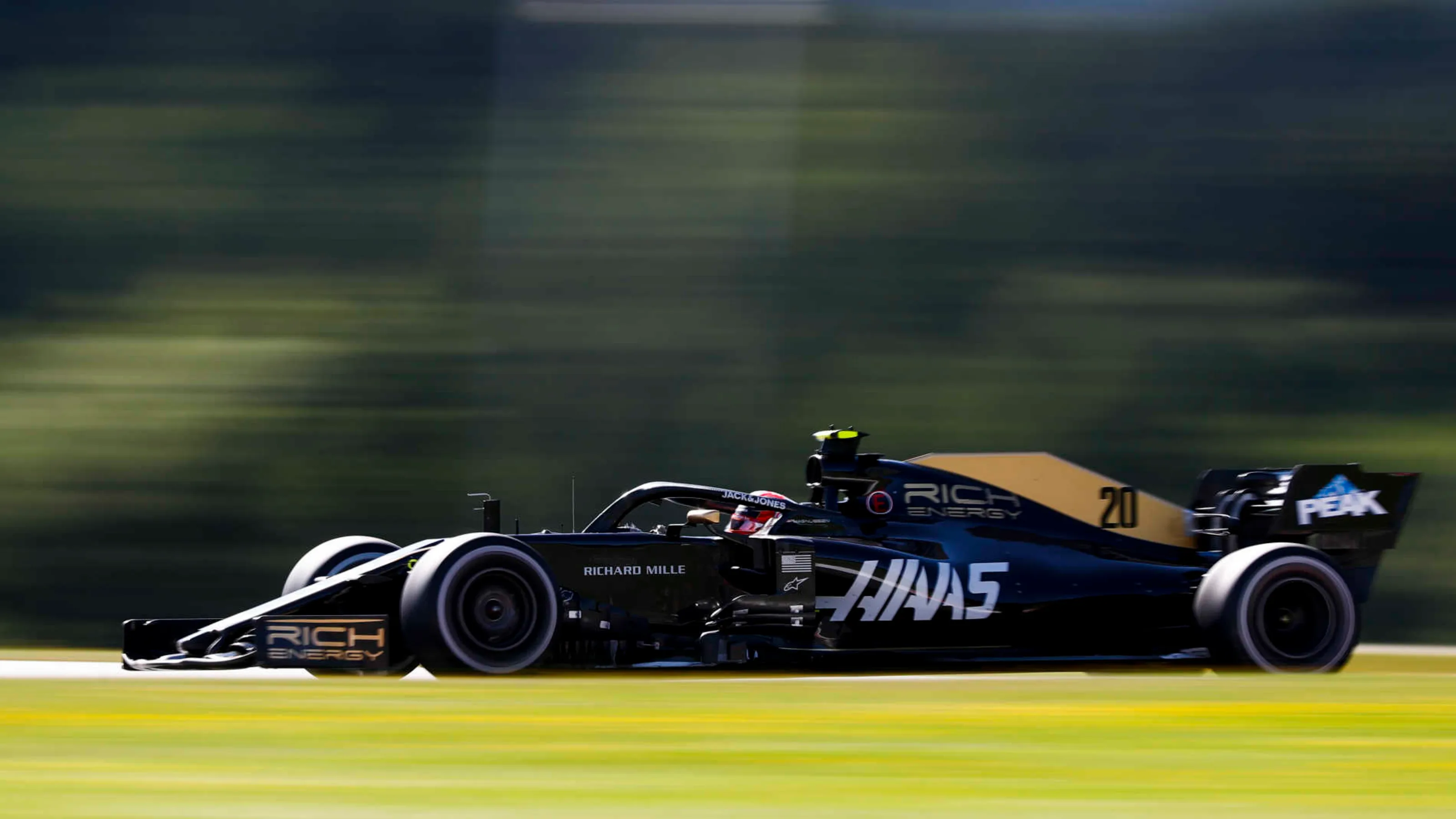 RED BULL RING, AUSTRIA - JUNE 28: Kevin Magnussen, Haas VF-19 during the Austrian GP at Red Bull