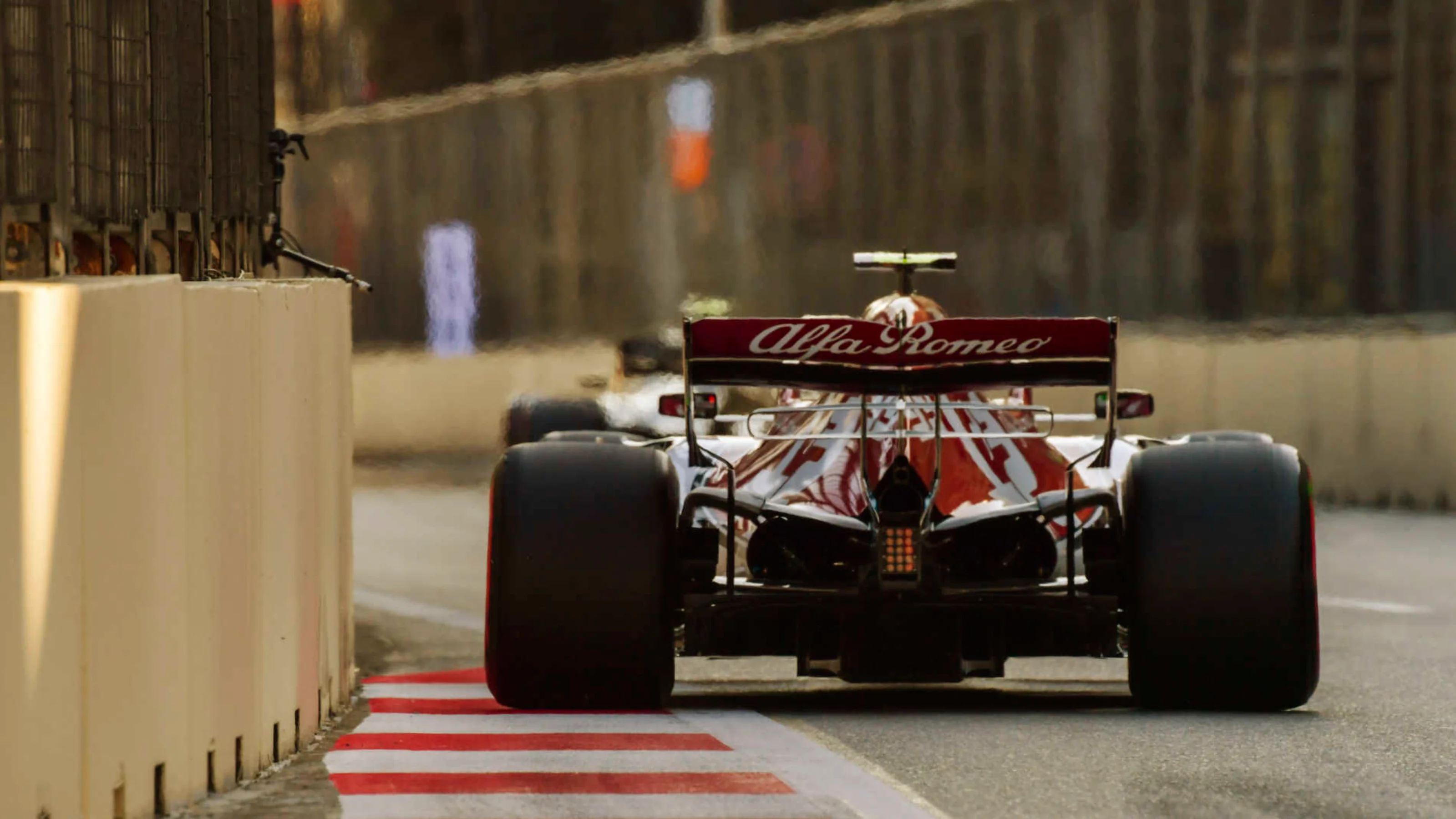BAKU CITY CIRCUIT, AZERBAIJAN - APRIL 27: Antonio Giovinazzi, Alfa Romeo Racing C38 during the
