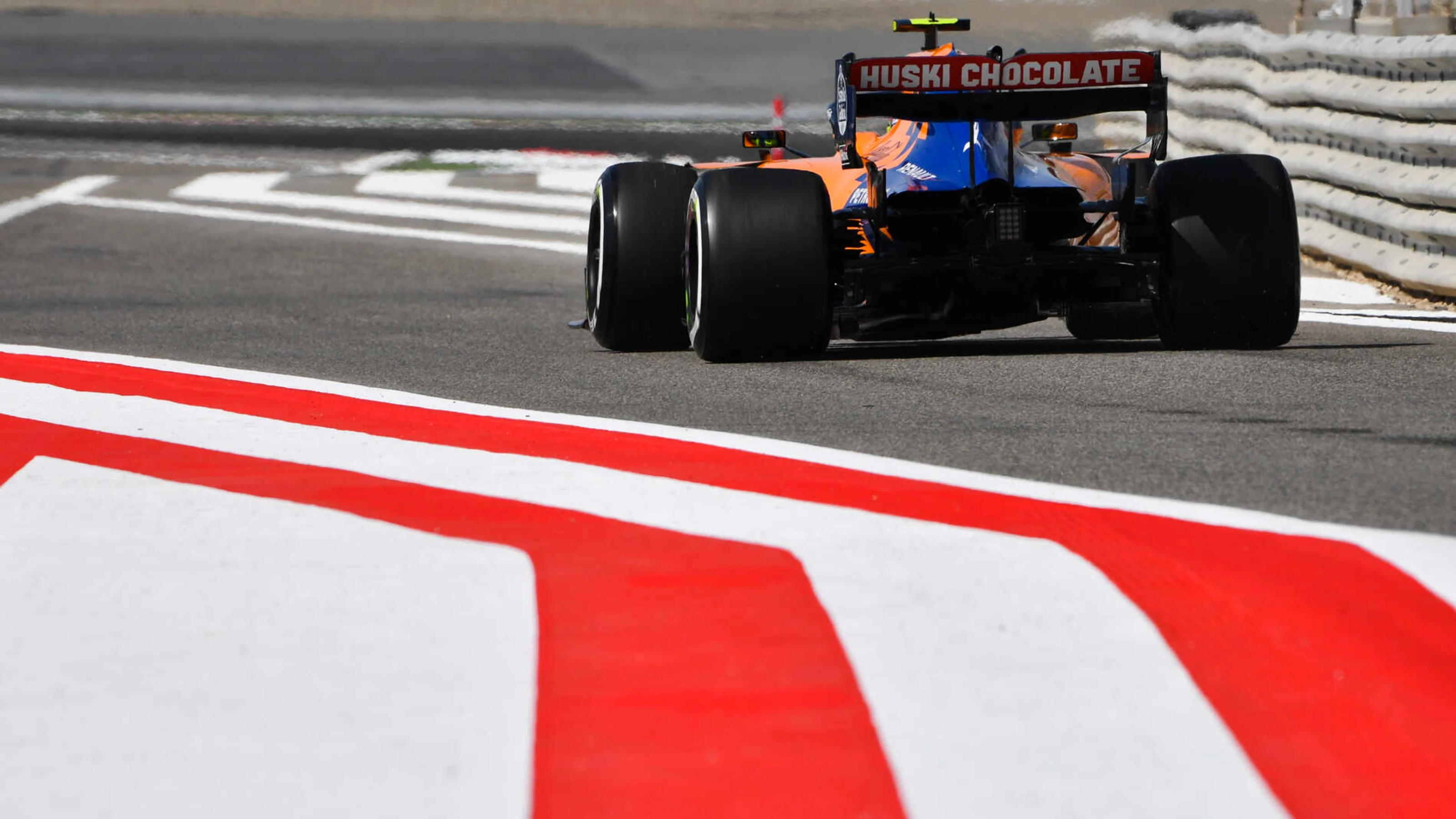 BAHRAIN INTERNATIONAL CIRCUIT, BAHRAIN - MARCH 29: Lando Norris, McLaren MCL34 during the Bahrain