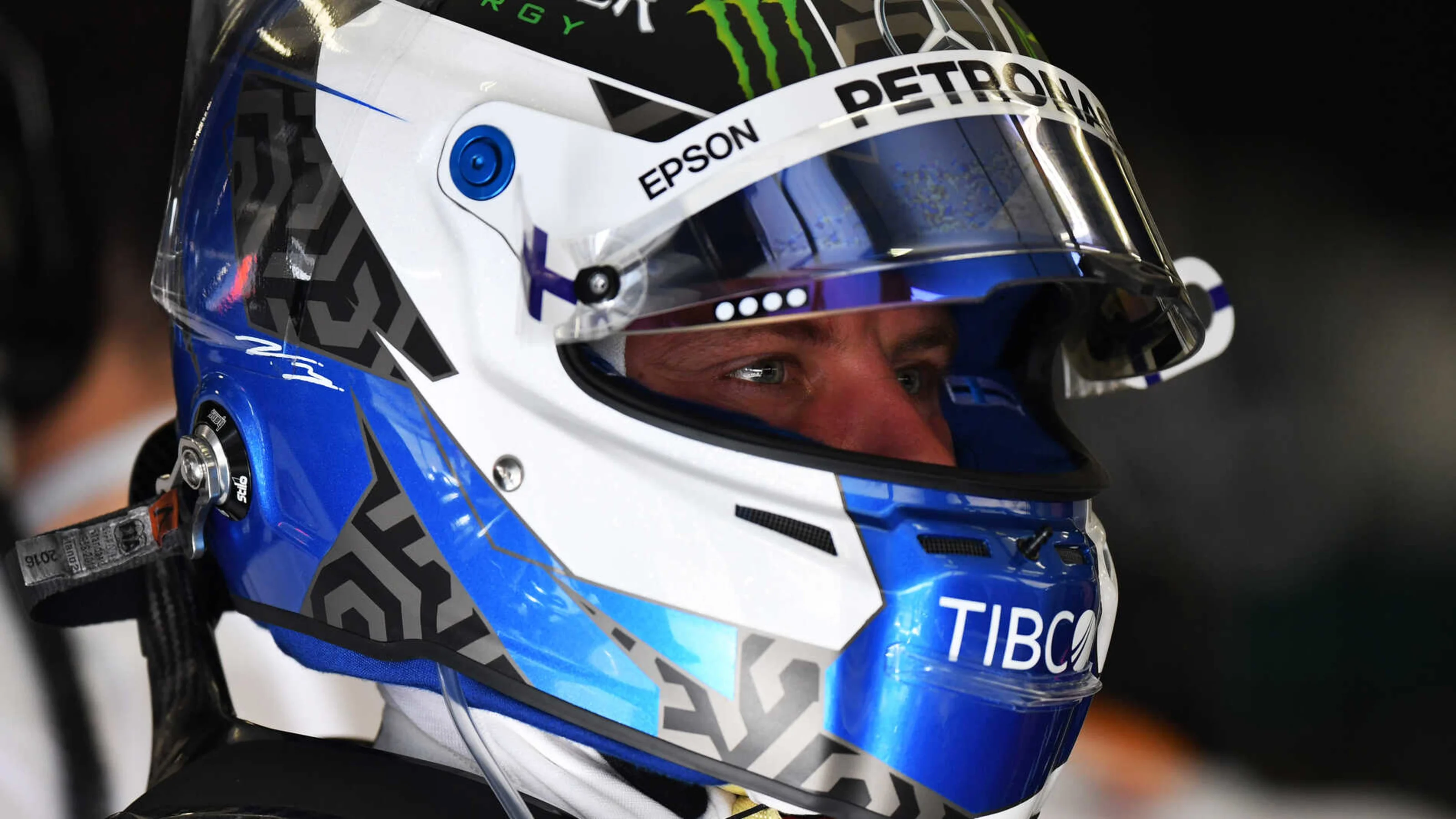 BAHRAIN INTERNATIONAL CIRCUIT, BAHRAIN - MARCH 30: Valtteri Bottas, Mercedes AMG F1 during the