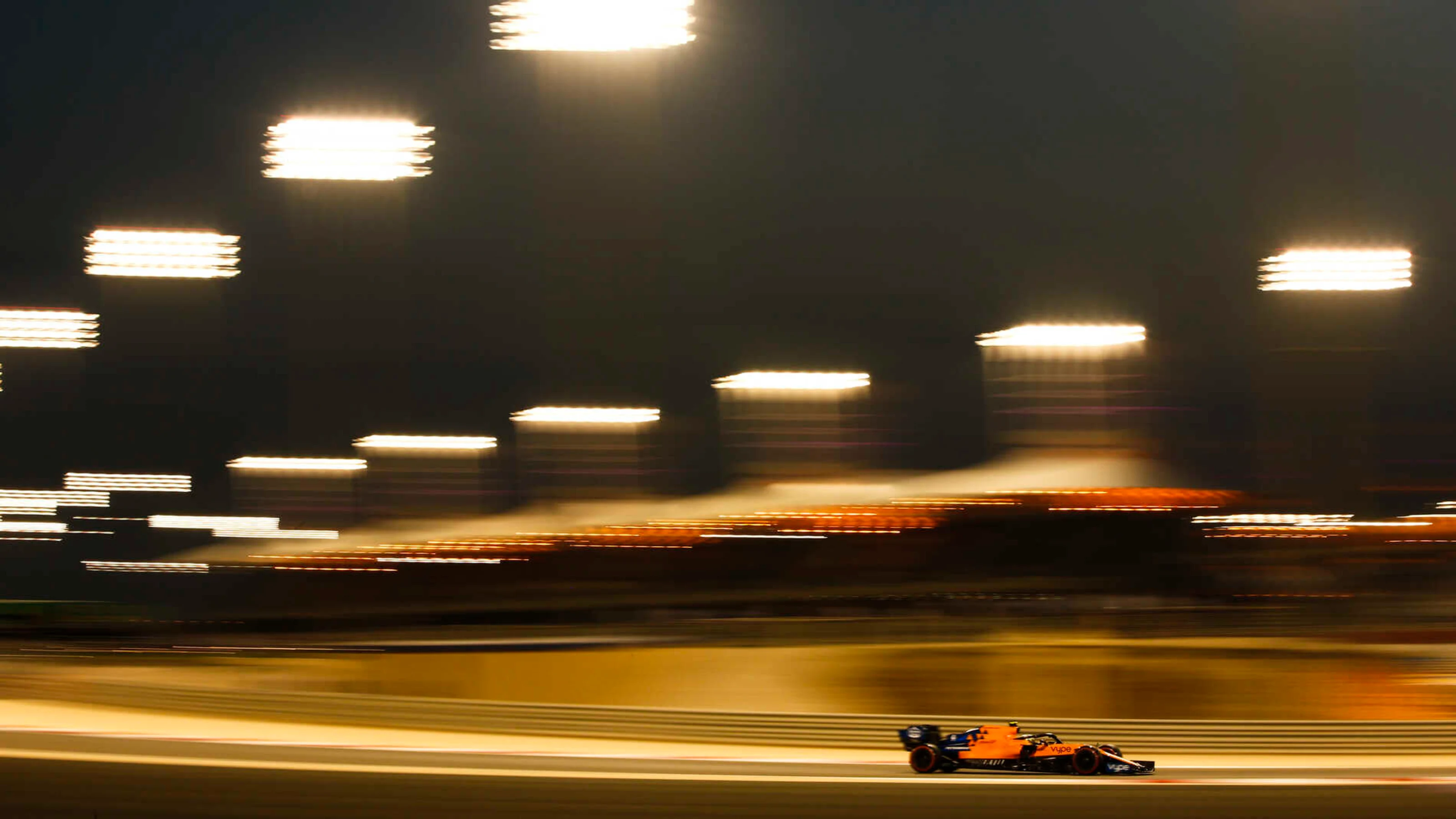 BAHRAIN INTERNATIONAL CIRCUIT, BAHRAIN - MARCH 30: Lando Norris, McLaren MCL34 during the Bahrain