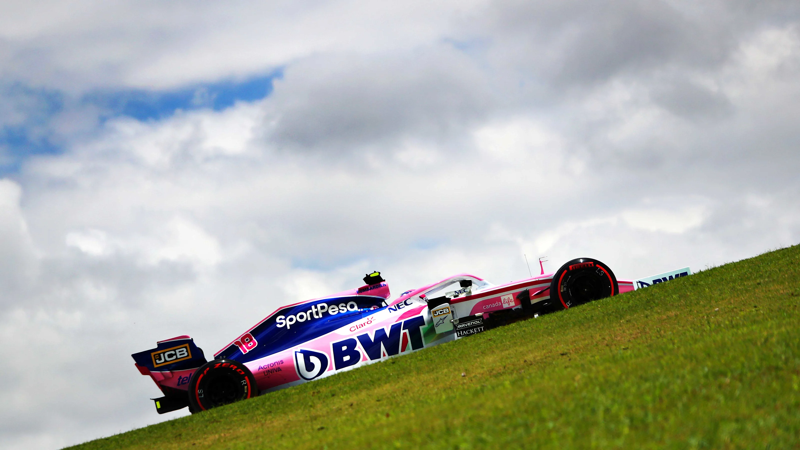SAO PAULO, BRAZIL - NOVEMBER 16: Lance Stroll of Canada driving the (18) Racing Point RP19 Mercedes