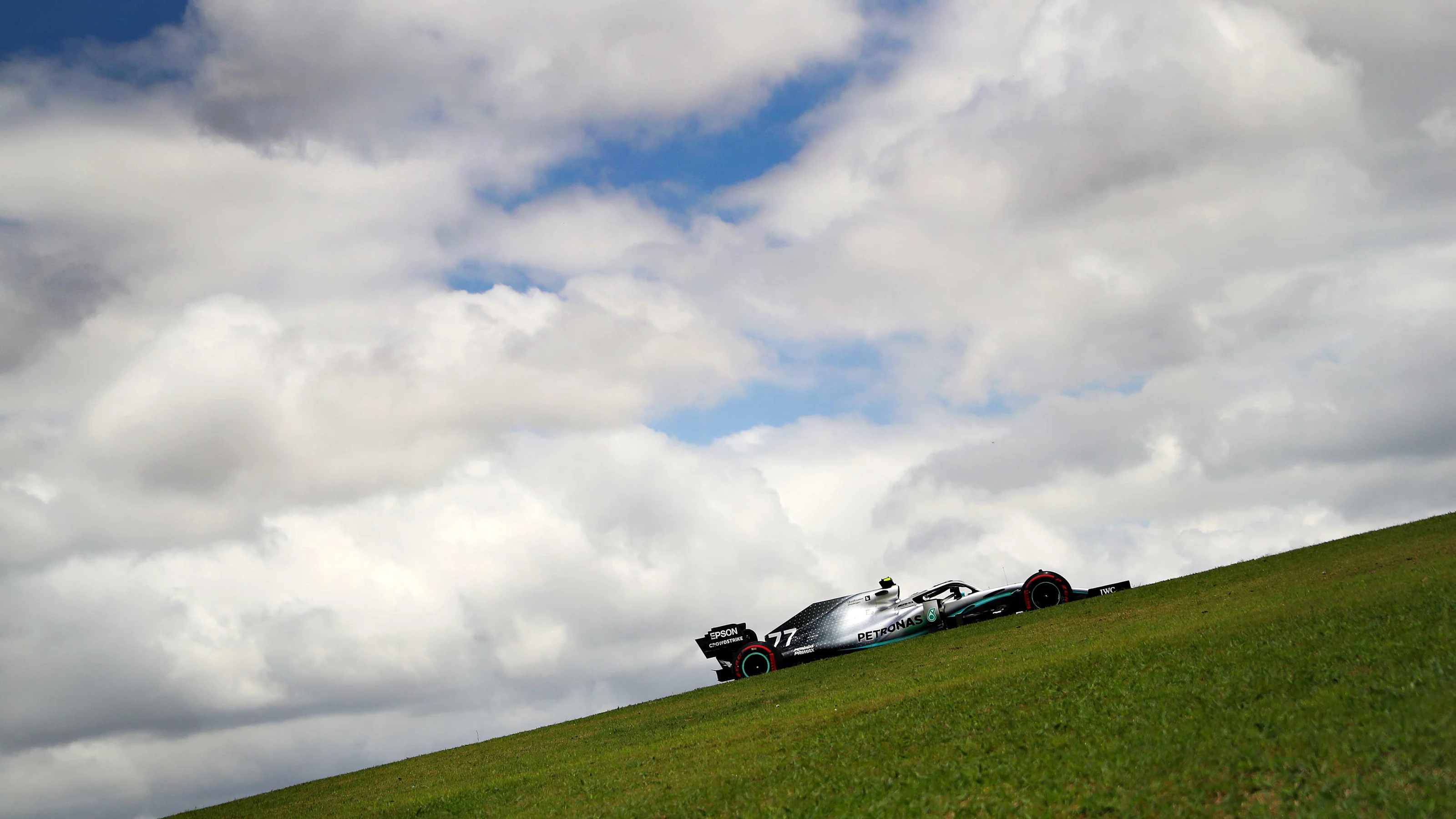 SAO PAULO, BRAZIL - NOVEMBER 16: Valtteri Bottas driving the (77) Mercedes AMG Petronas F1 Team