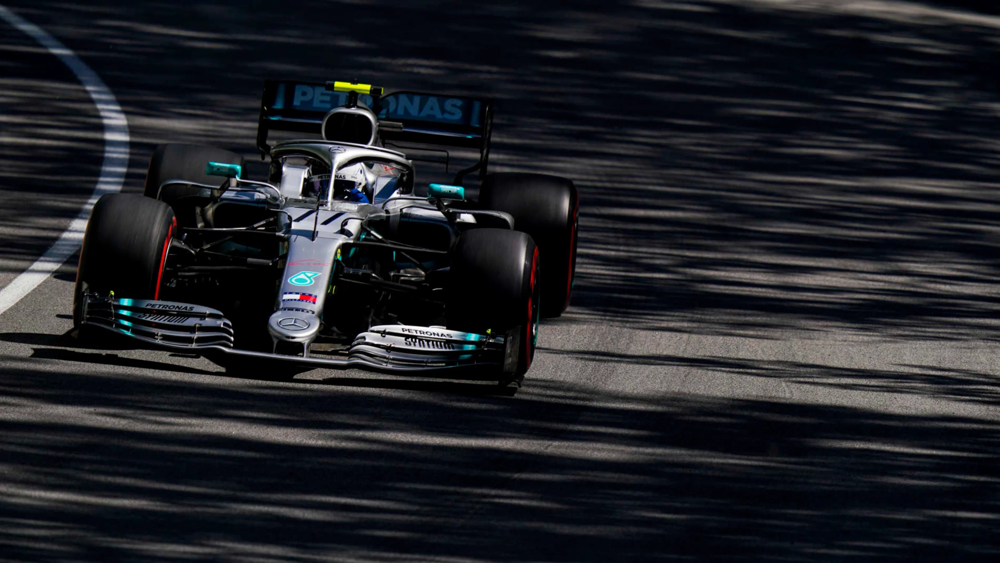 CIRCUIT GILLES-VILLENEUVE, CANADA - JUNE 07: Valtteri Bottas, Mercedes AMG W10 during the Canadian