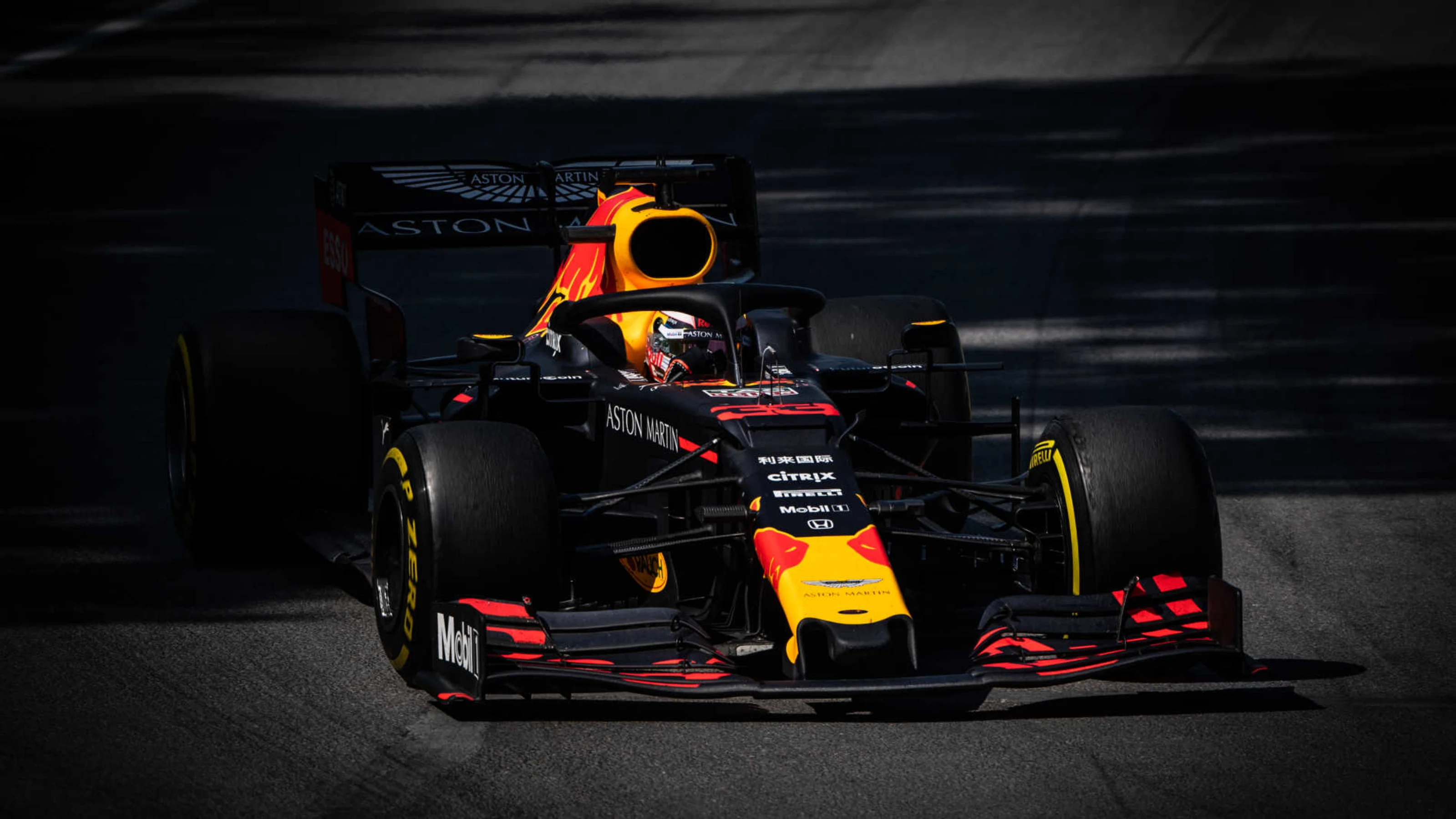 CIRCUIT GILLES-VILLENEUVE, CANADA - JUNE 09: Max Verstappen, Red Bull Racing RB15 during the