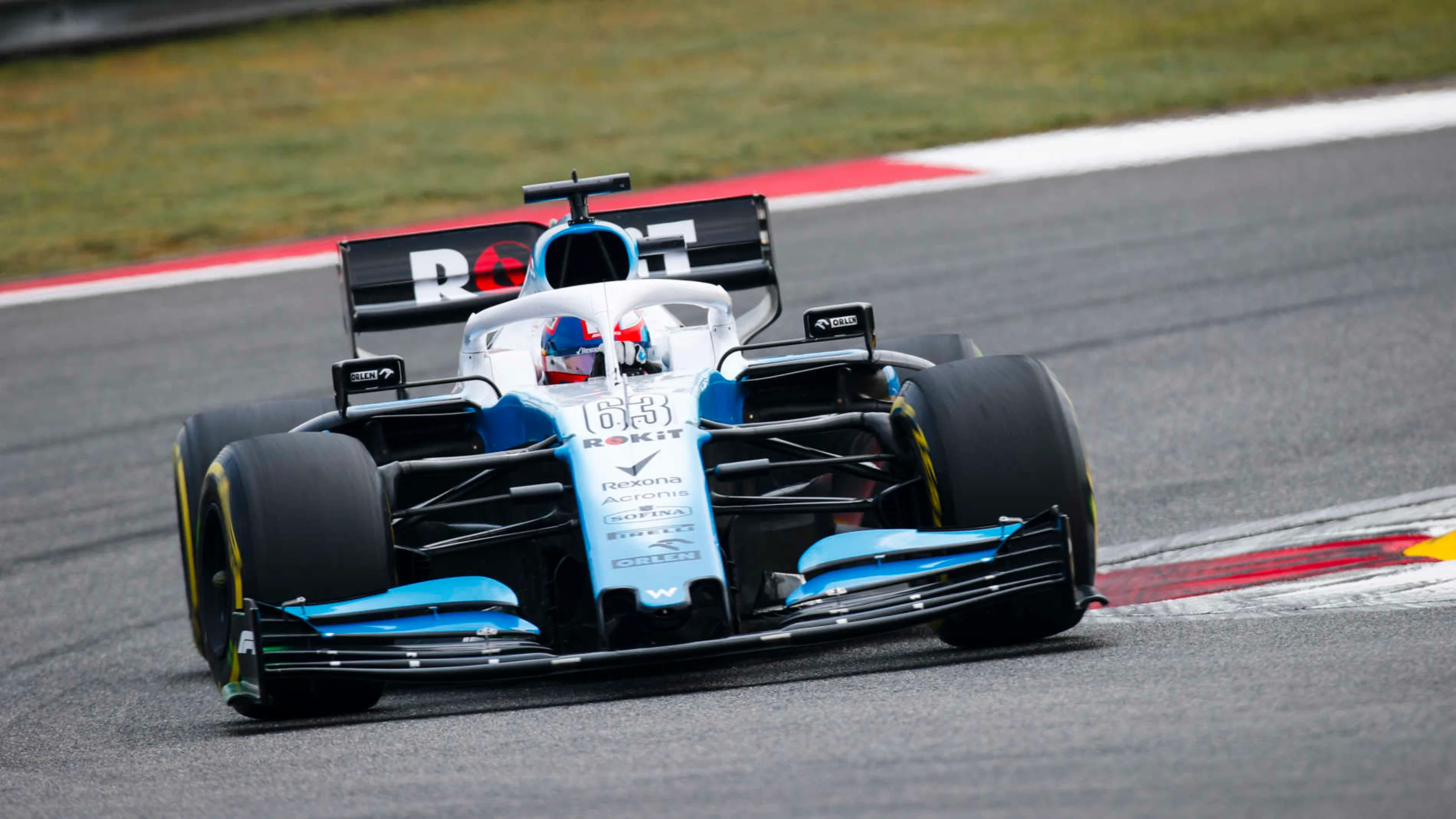 SHANGHAI INTERNATIONAL CIRCUIT, CHINA - APRIL 12: George Russell, Williams Racing FW42 during the