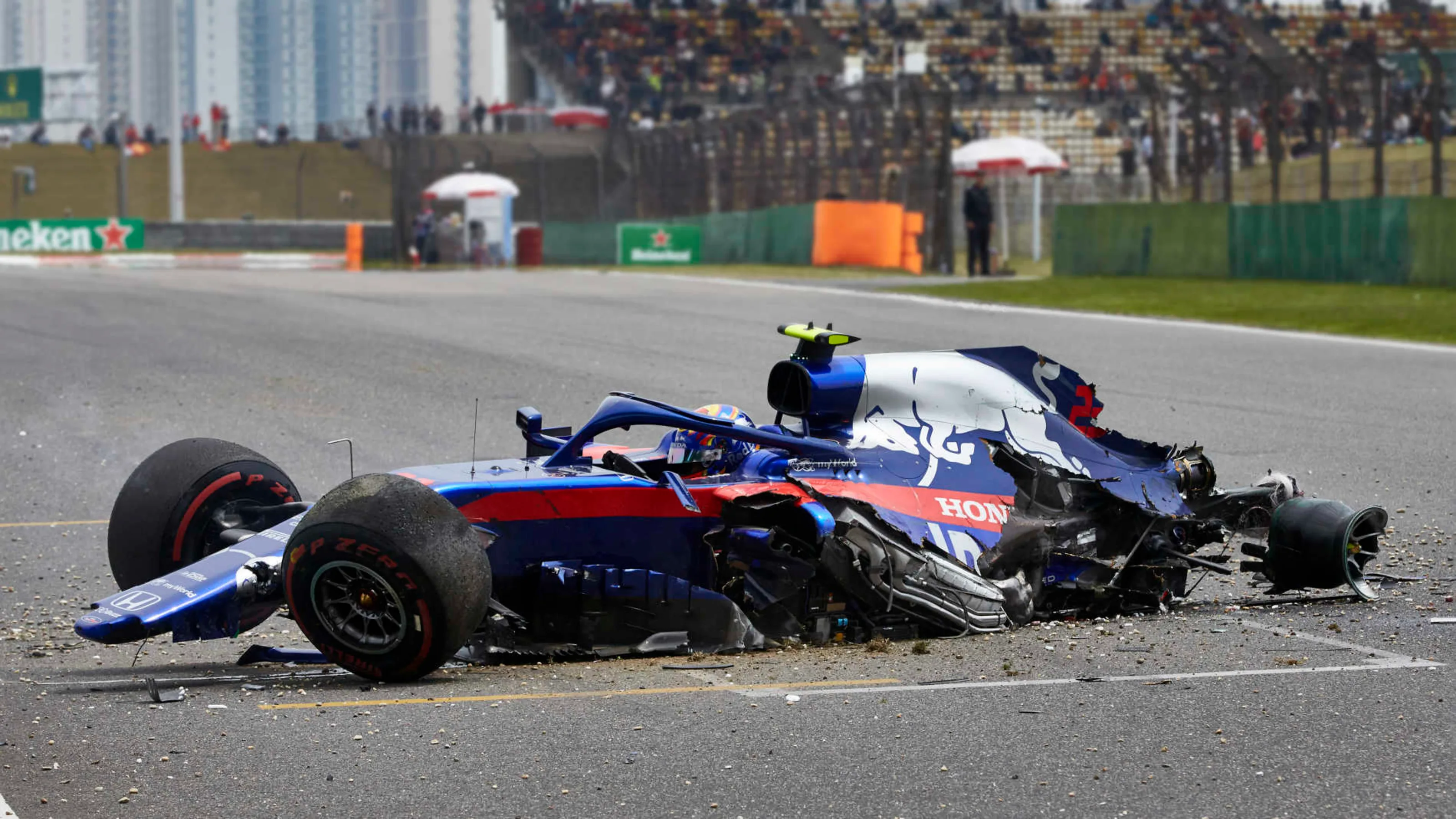 SHANGHAI INTERNATIONAL CIRCUIT, CHINA - APRIL 13: Alexander Albon, Toro Rosso STR14, comes to a