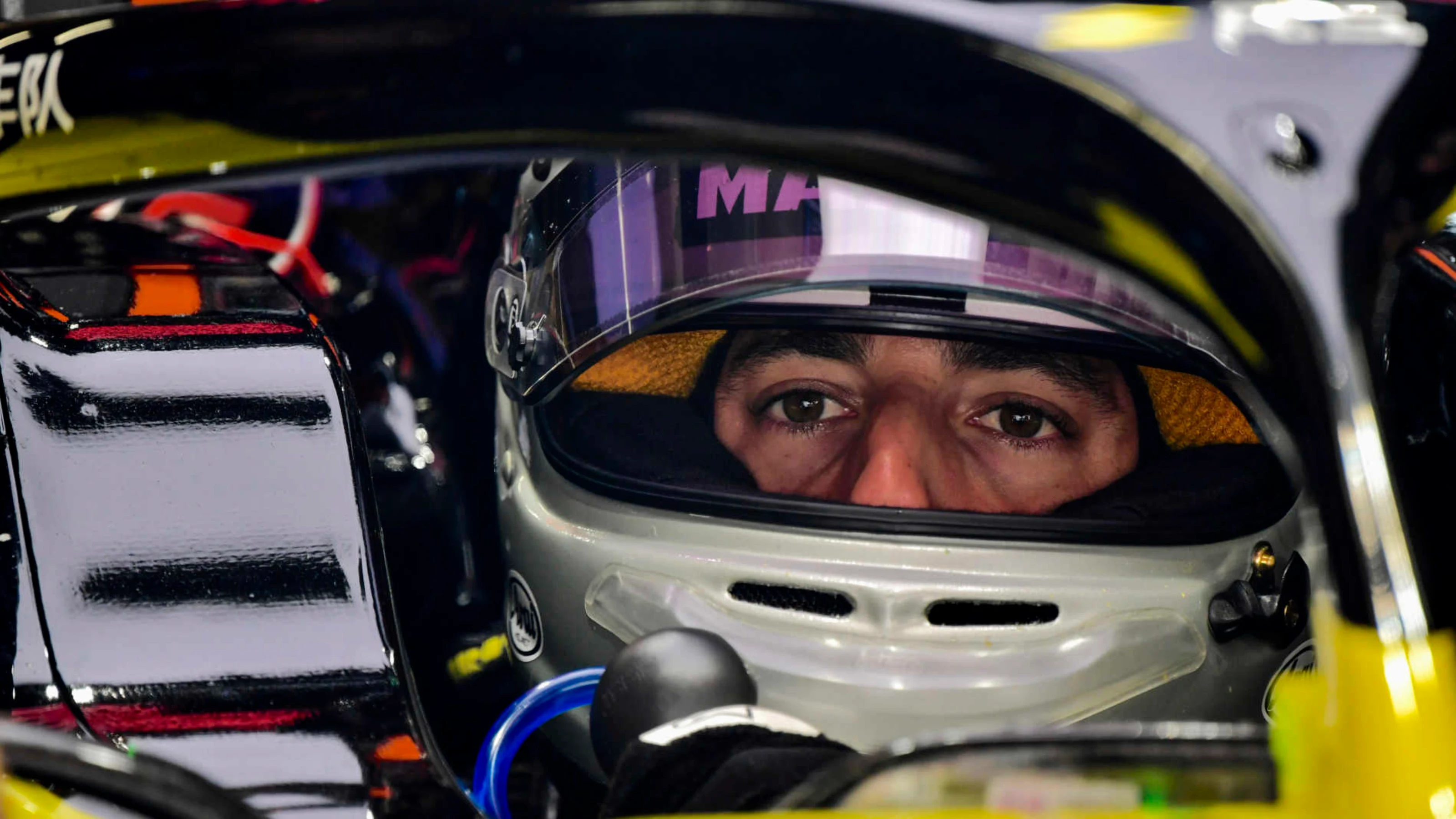 SHANGHAI INTERNATIONAL CIRCUIT, CHINA - APRIL 13: Daniel Ricciardo, Renault during the Chinese GP